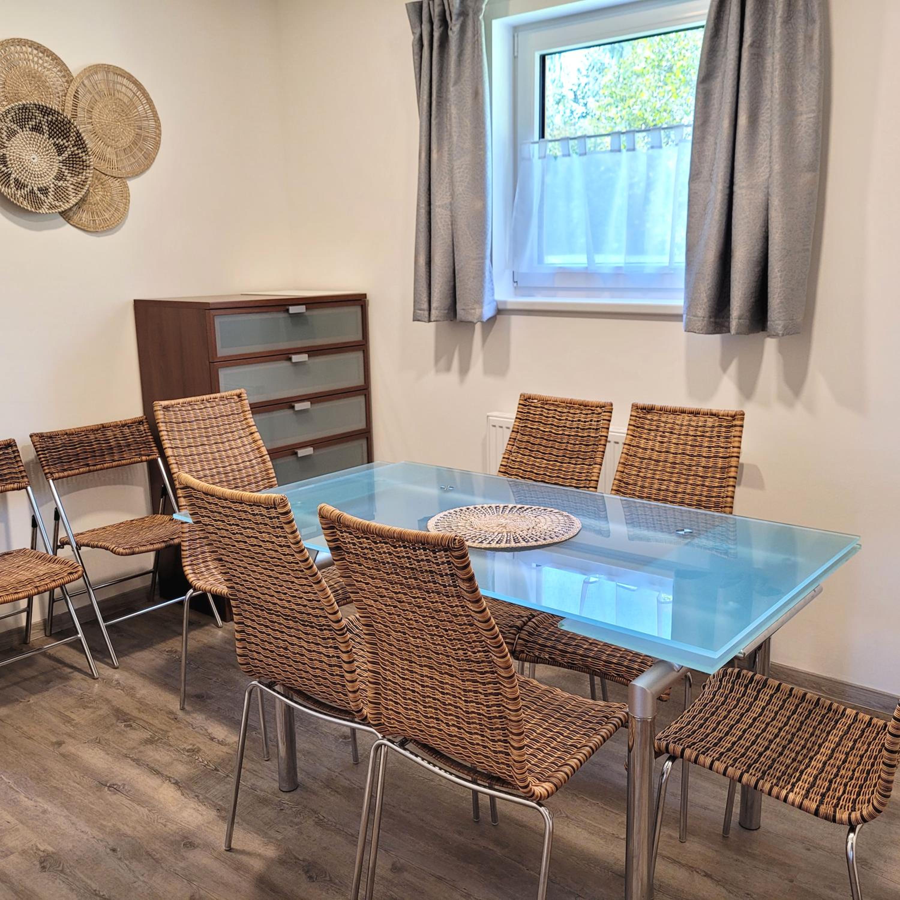 Three-Bedroom Apartment - Photo 6