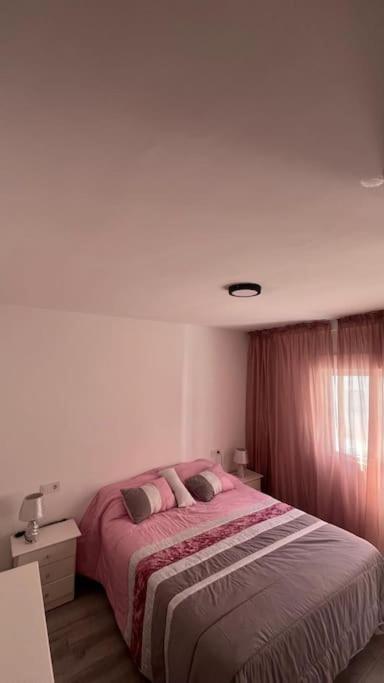 Apartamento de tres habitaciones - Piso alto