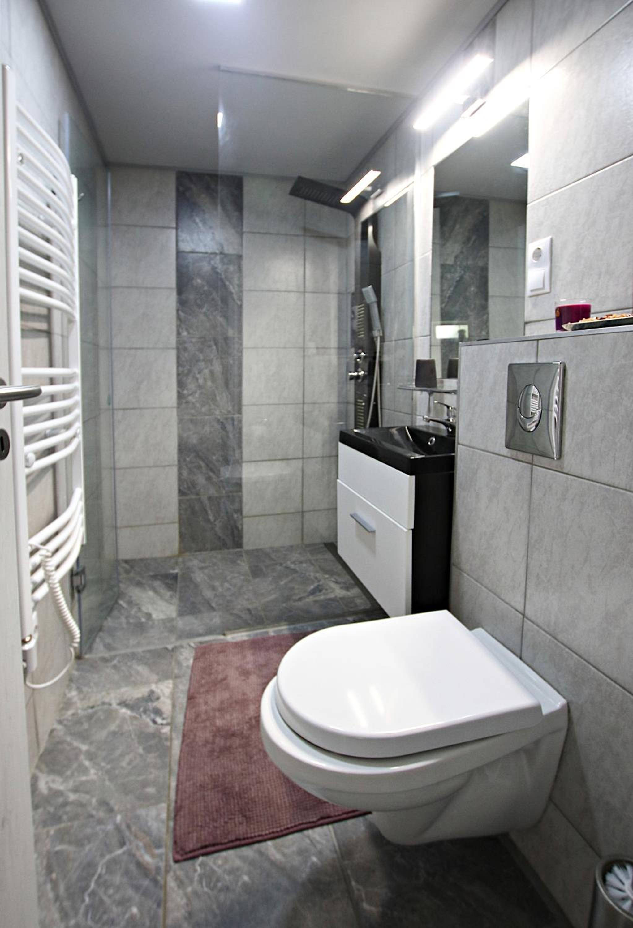Two-Bedroom Apartment - Photo 13