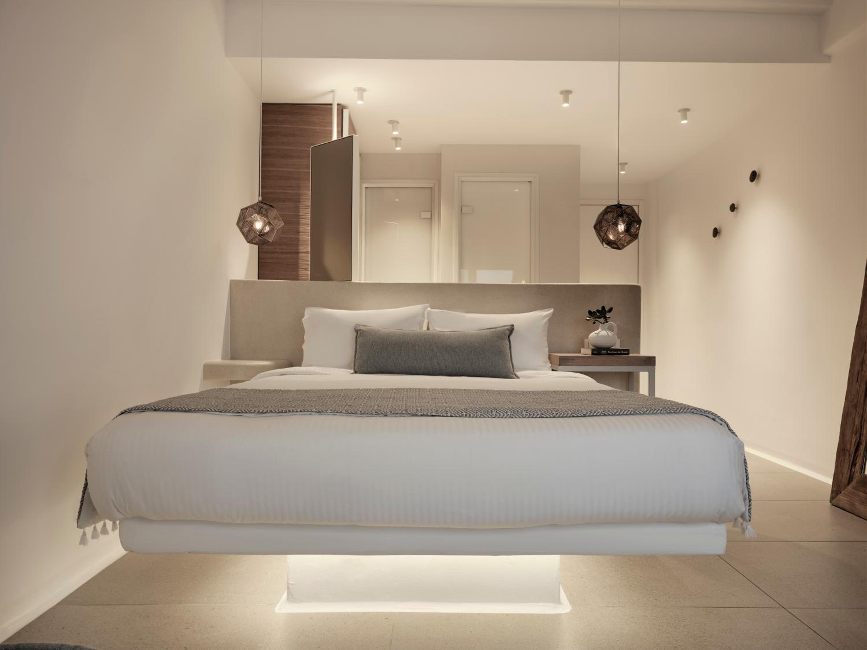 Loft Suite with Sea View  - Photo 3