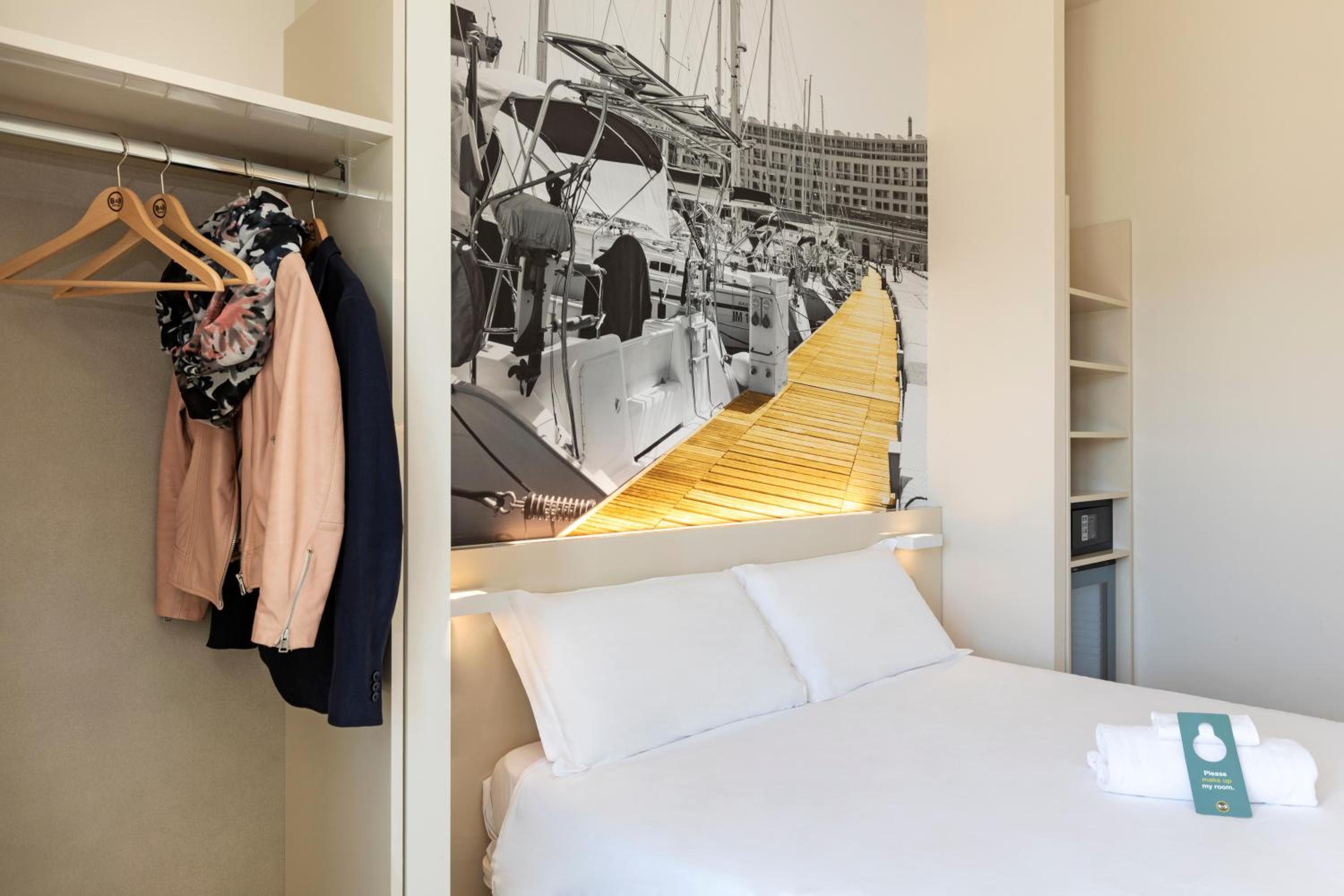 Double Room - Photo 4