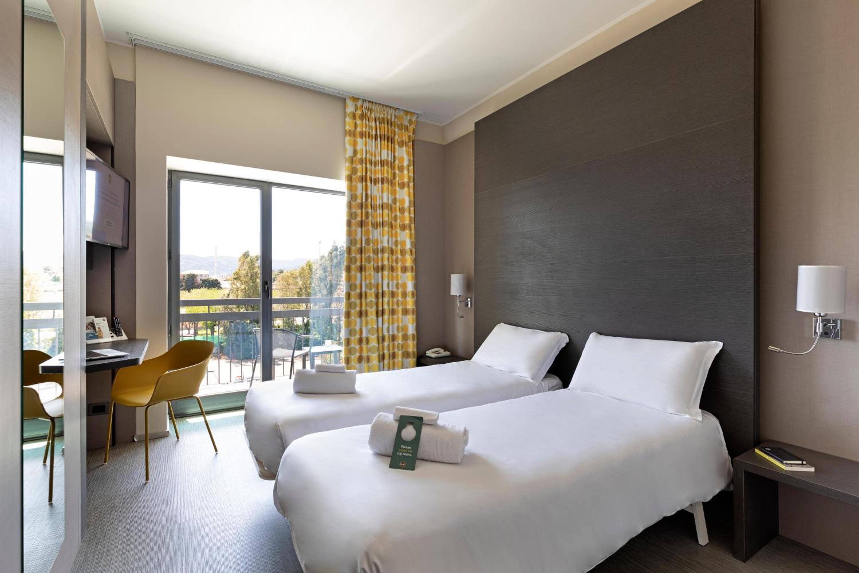 Twin Room with Terrace