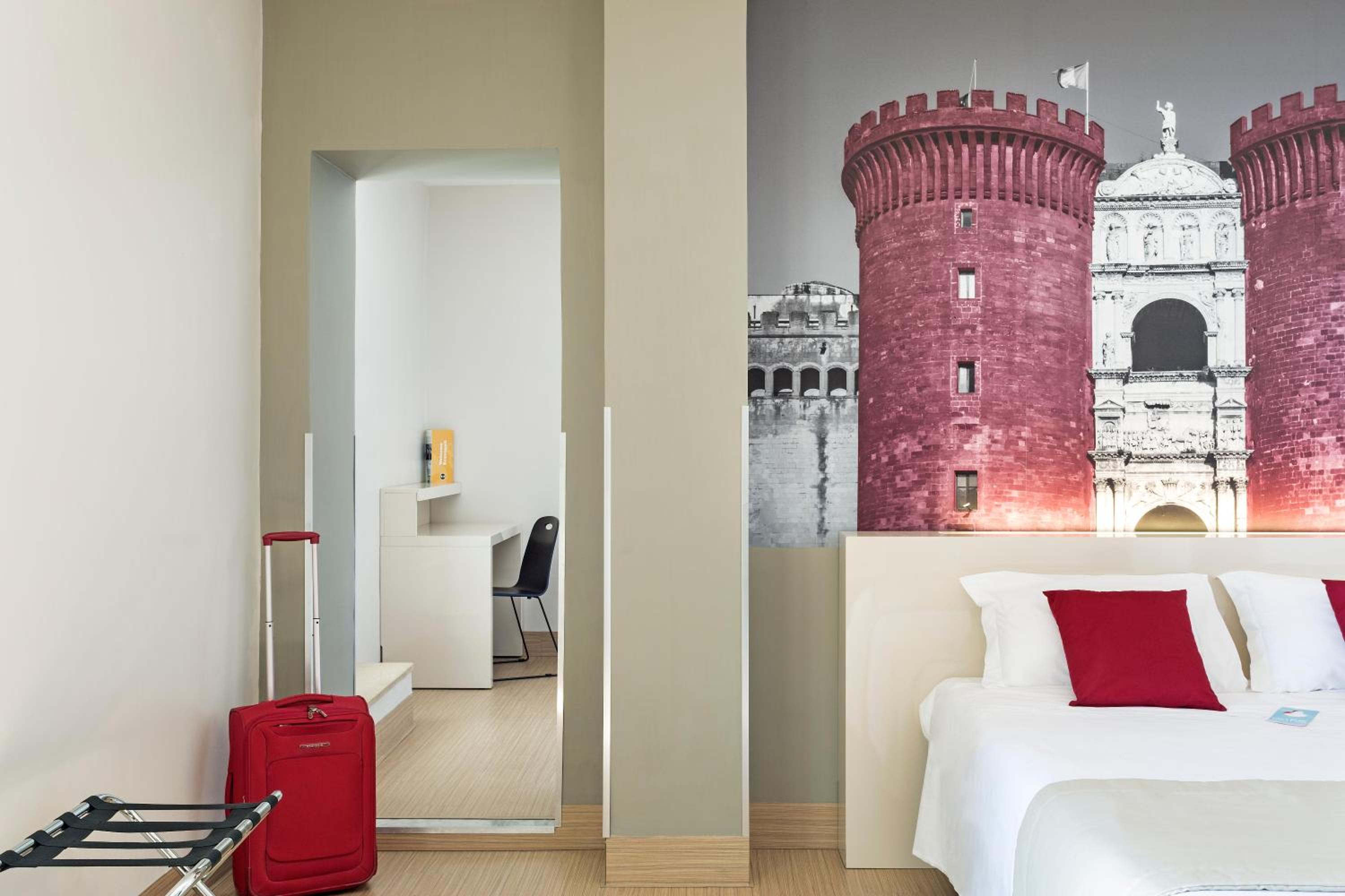 Double Room - Photo 11
