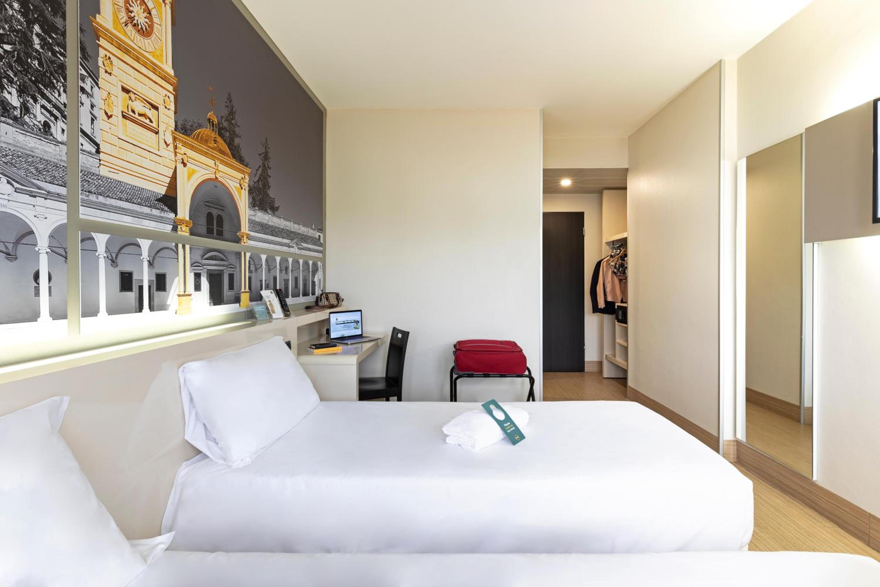 Superior Twin Room - Photo 4