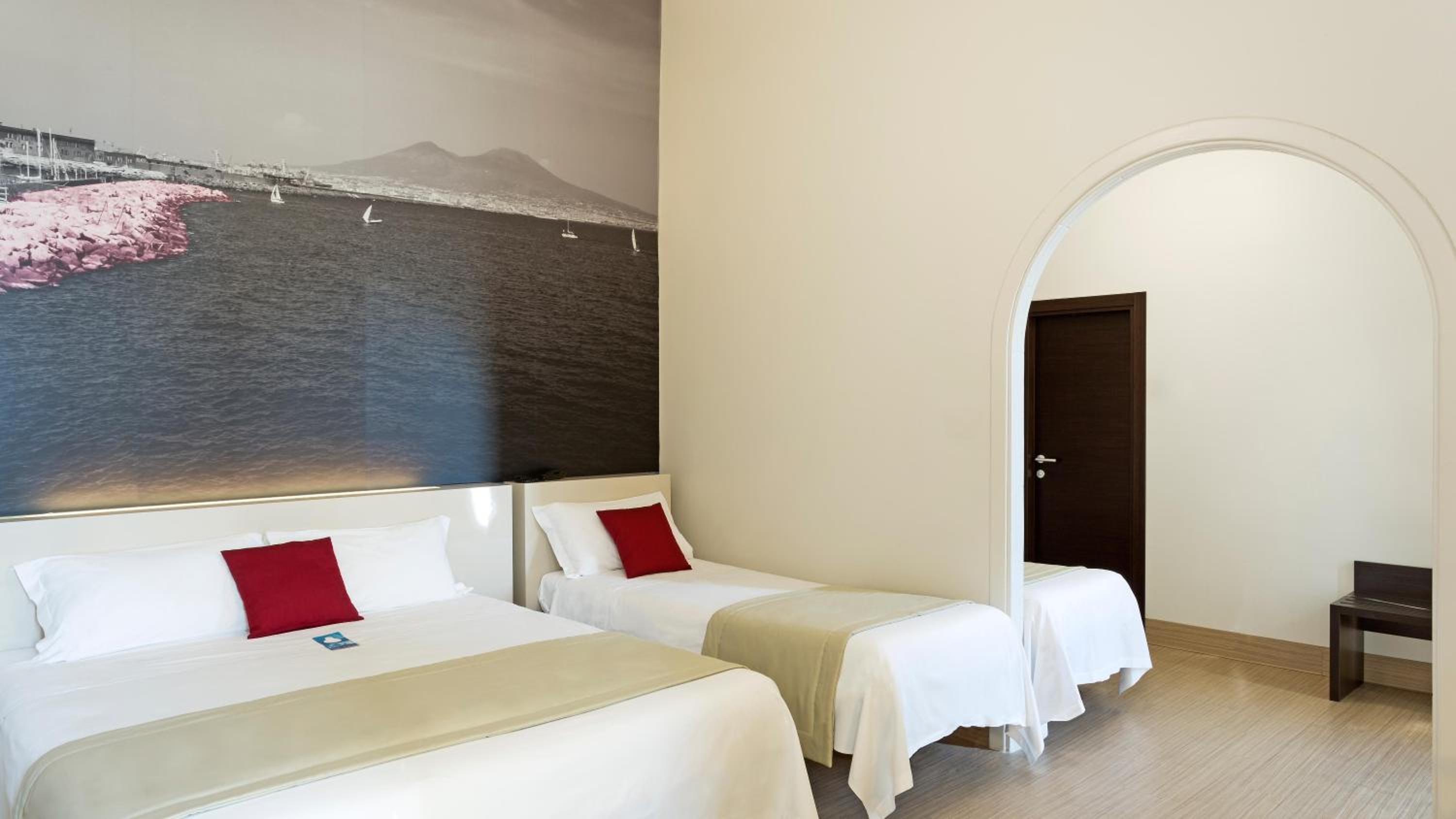 Quadruple Room - Photo 1