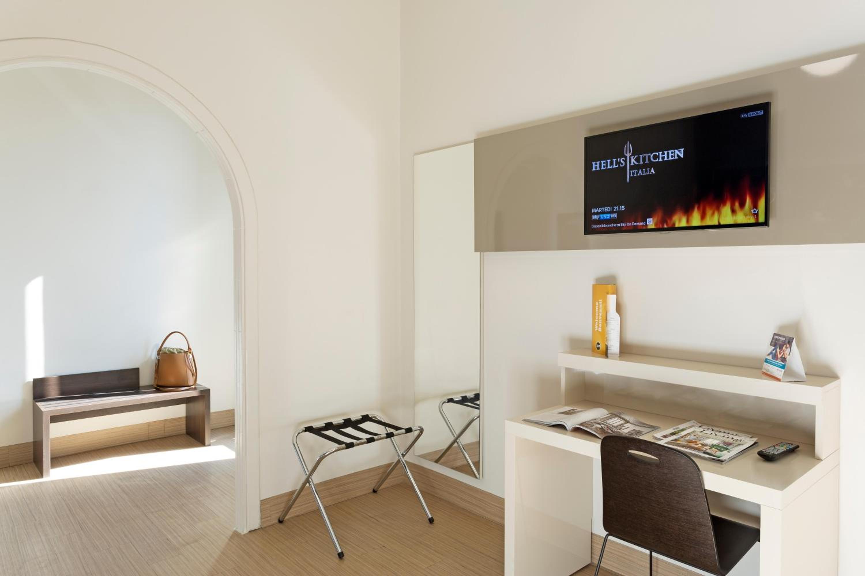 Quadruple Room - Photo 3