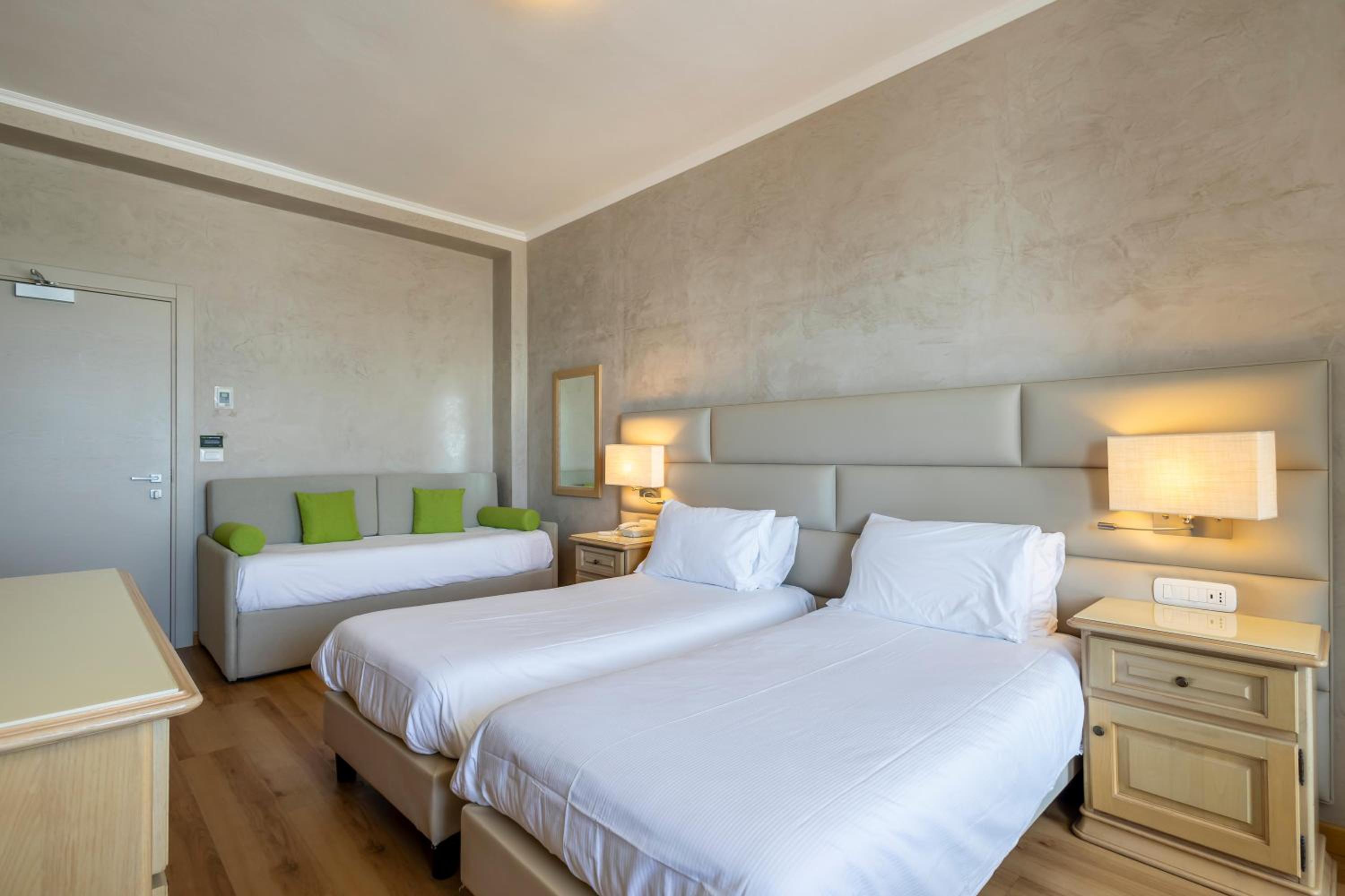 Twin Room with Sea View