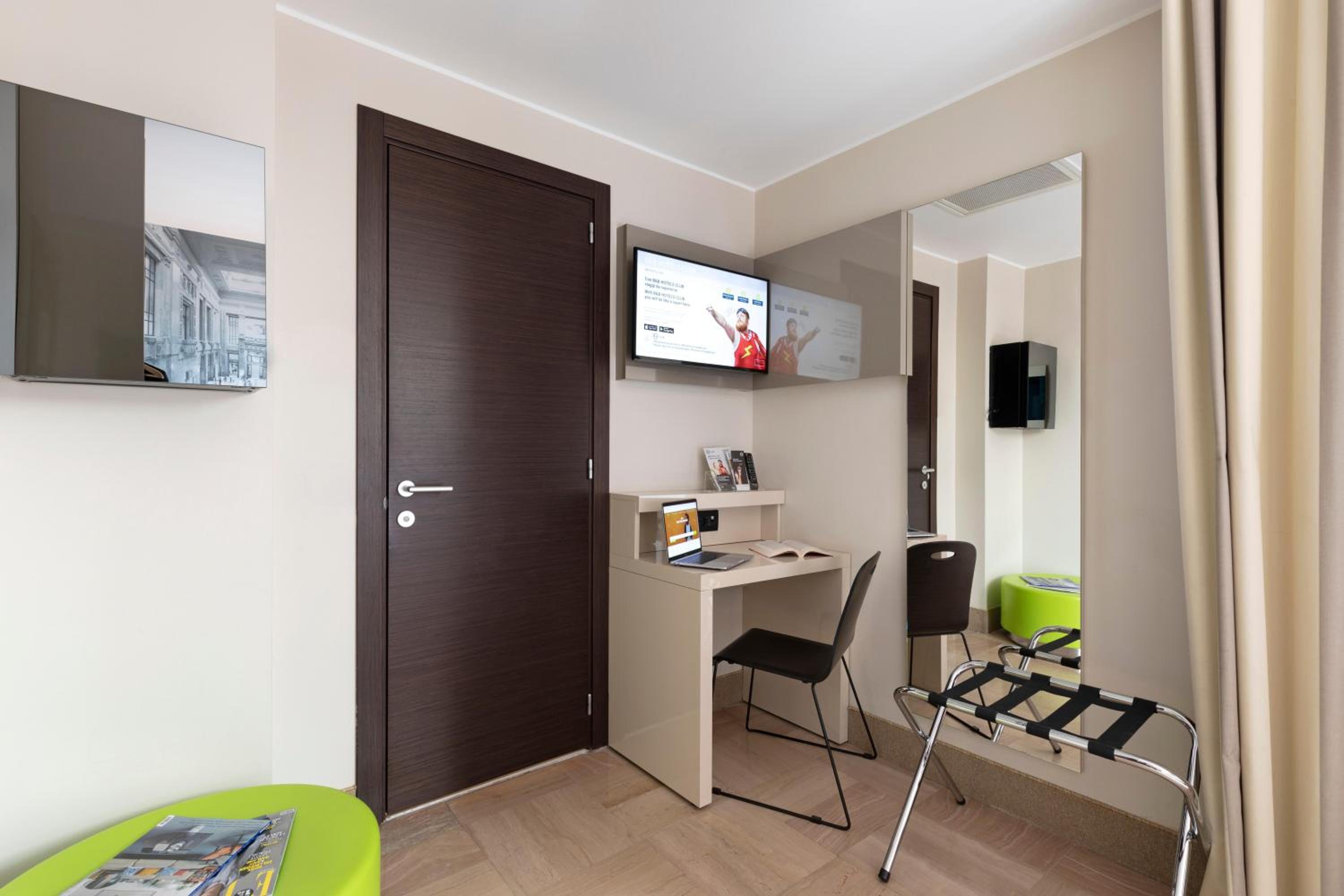 Double Room with Terrace