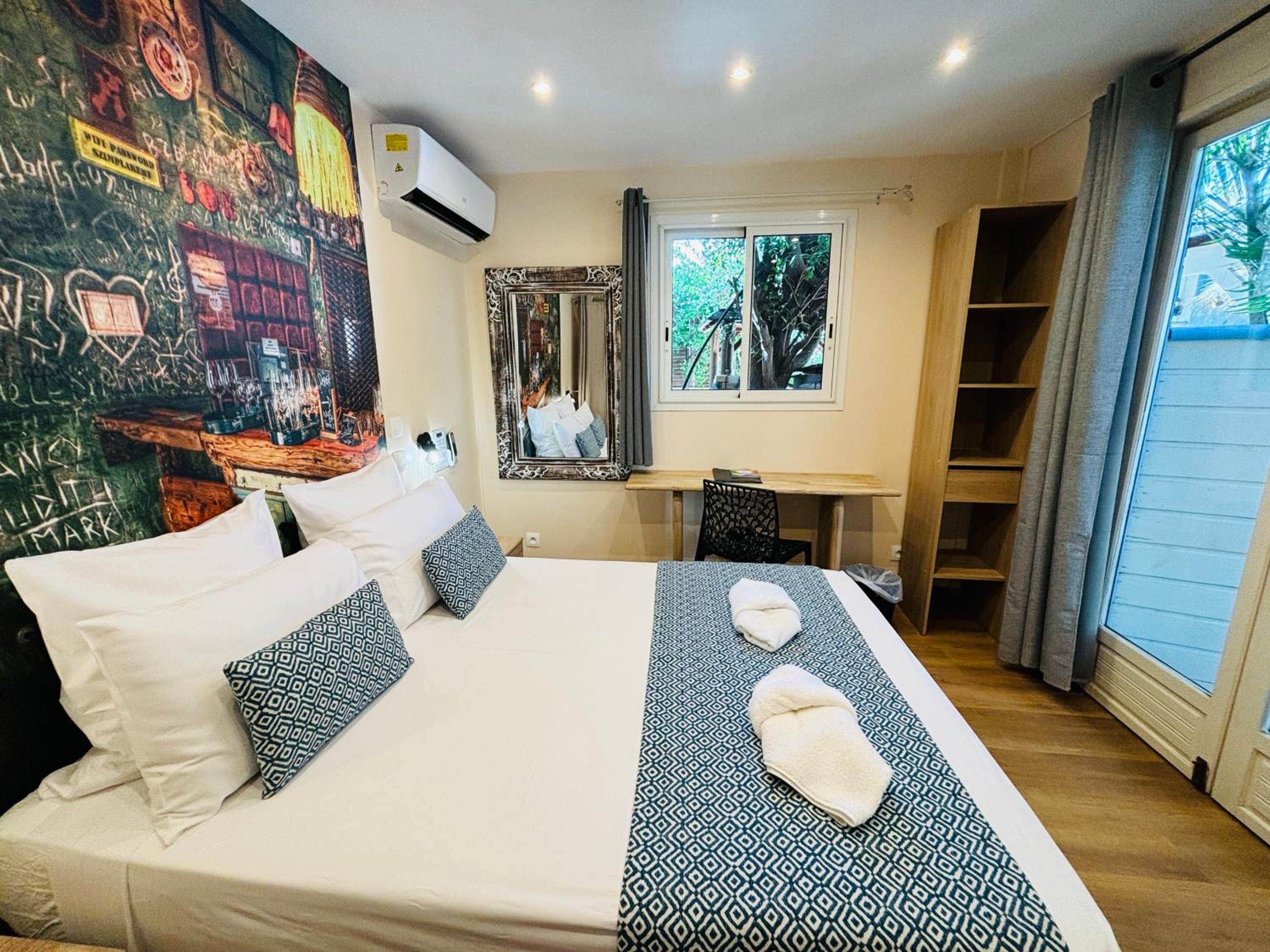 Double Room with Patio