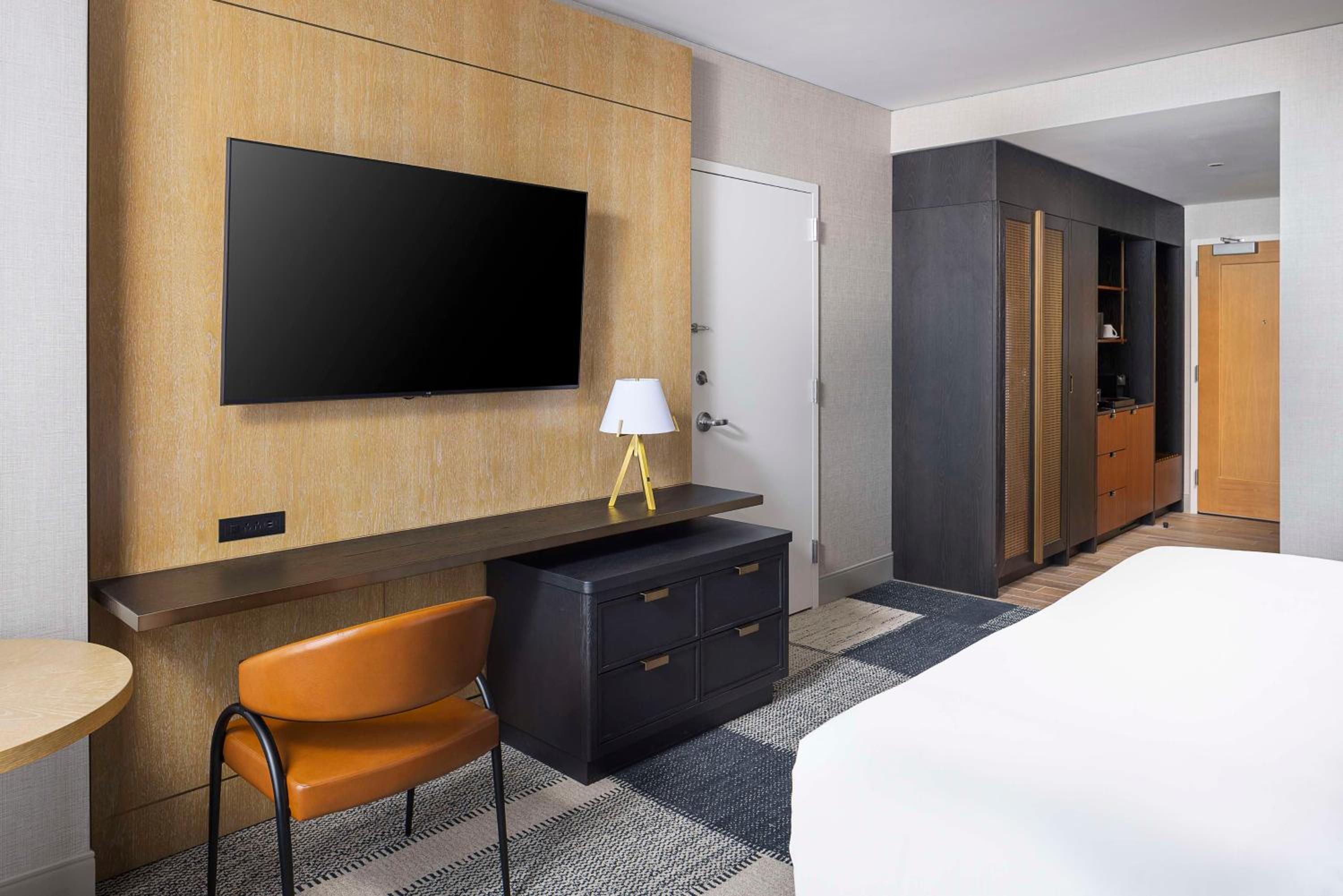 King Room with Stadium View - Photo 1
