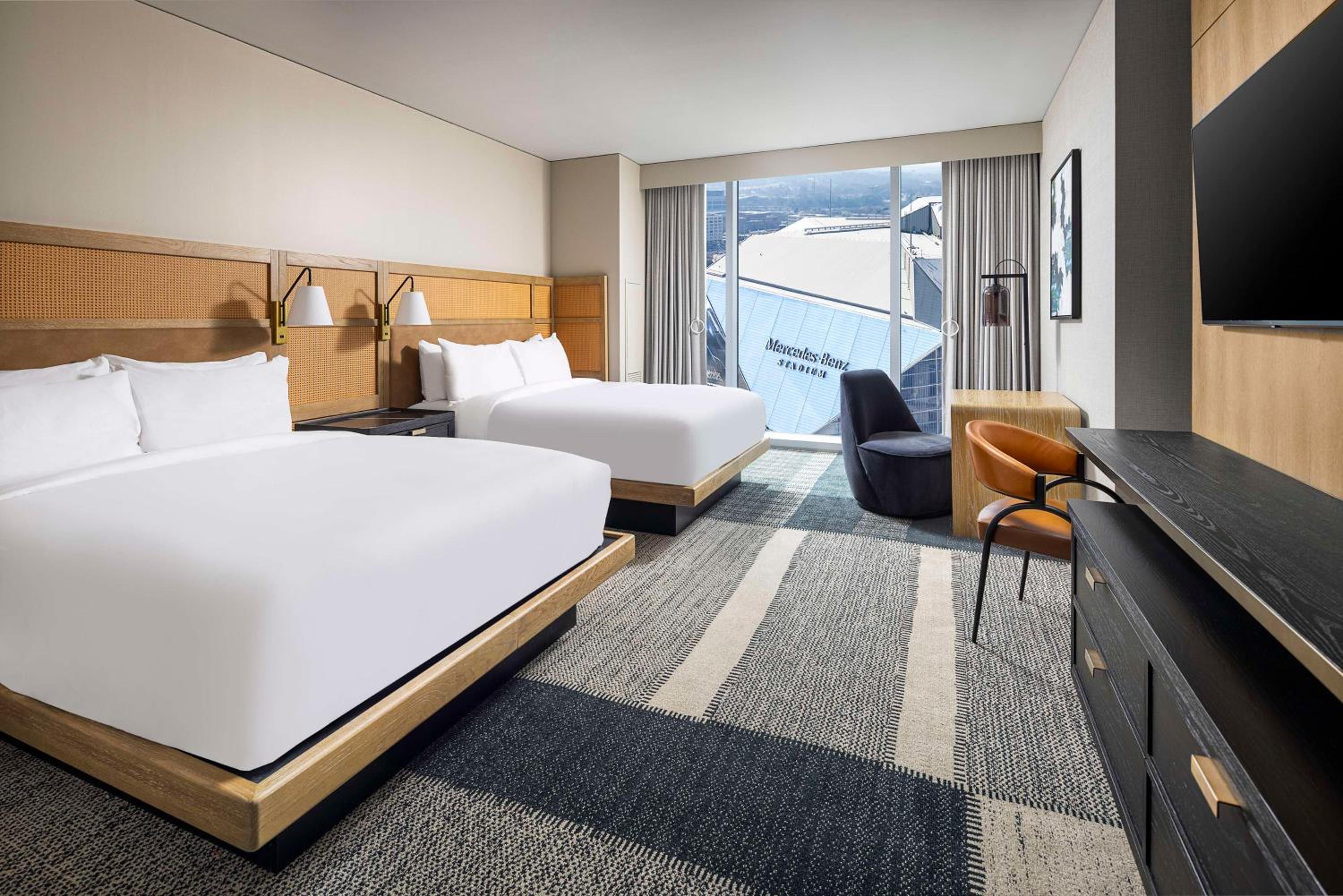 Queen Room with Two Queen Beds and Bath Tub - Mobility Accessible/Stadium View