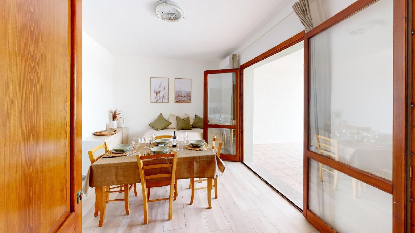 One-Bedroom House photo 2