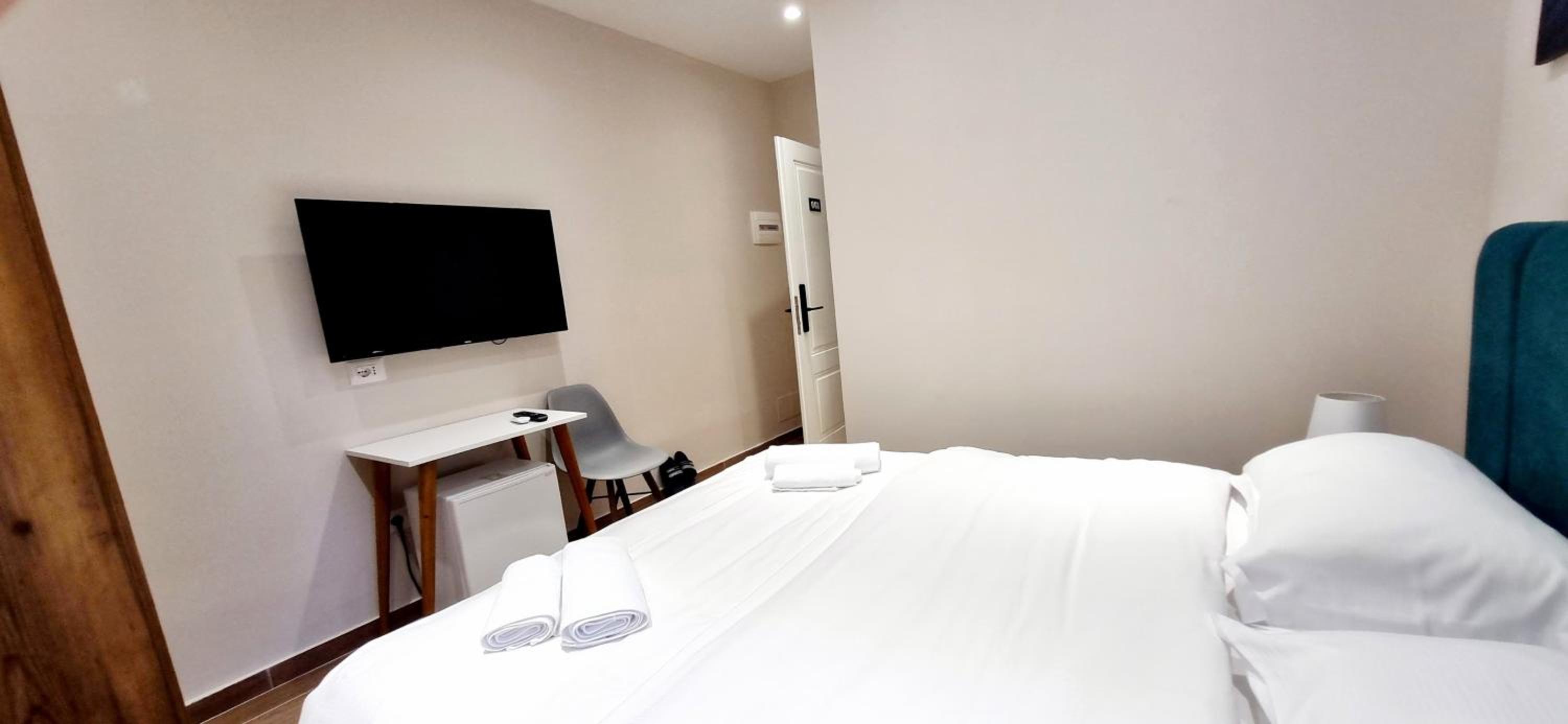 Budget Double Room photo 1