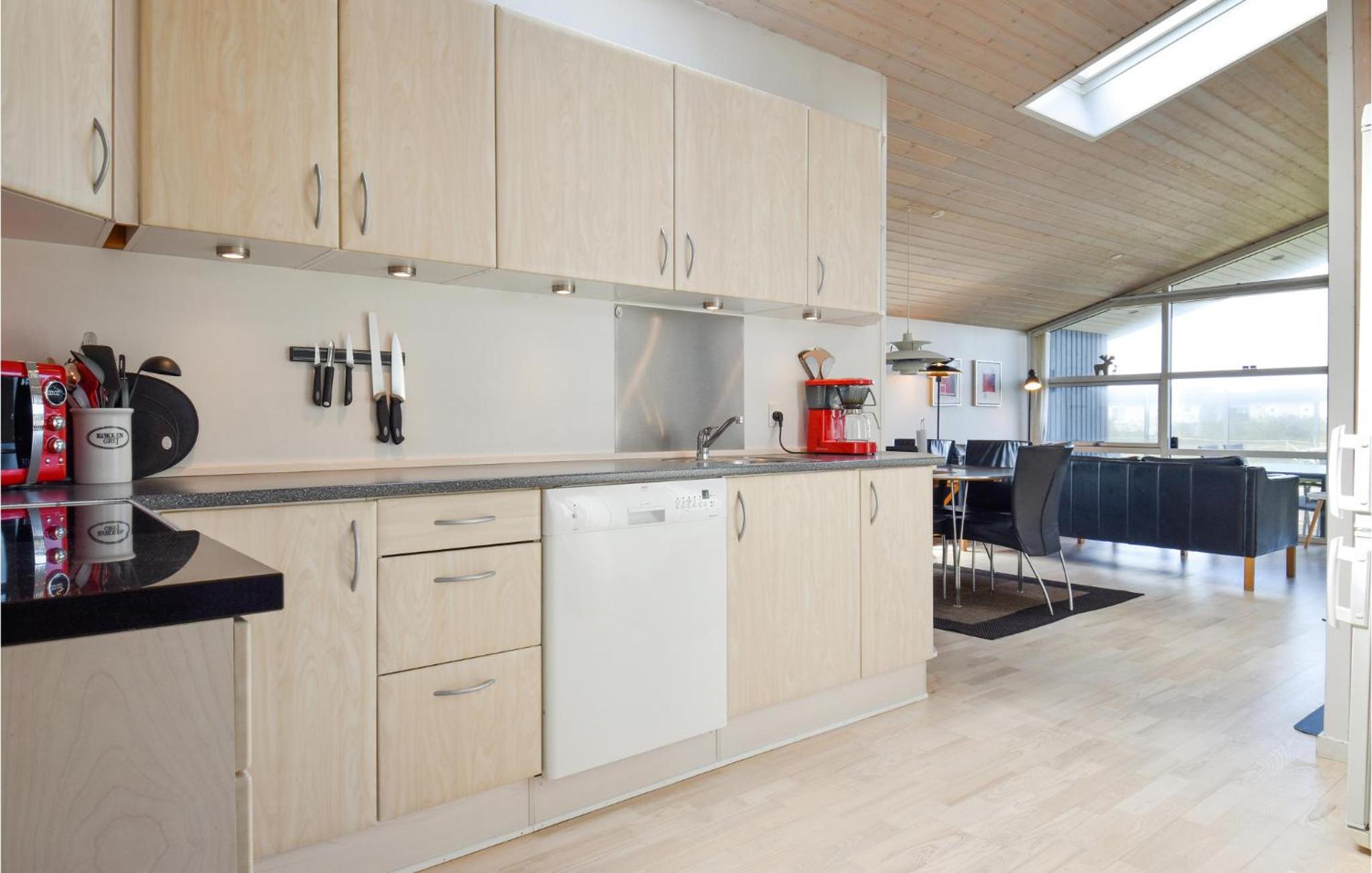 Three-Bedroom Vacation Home photo 2