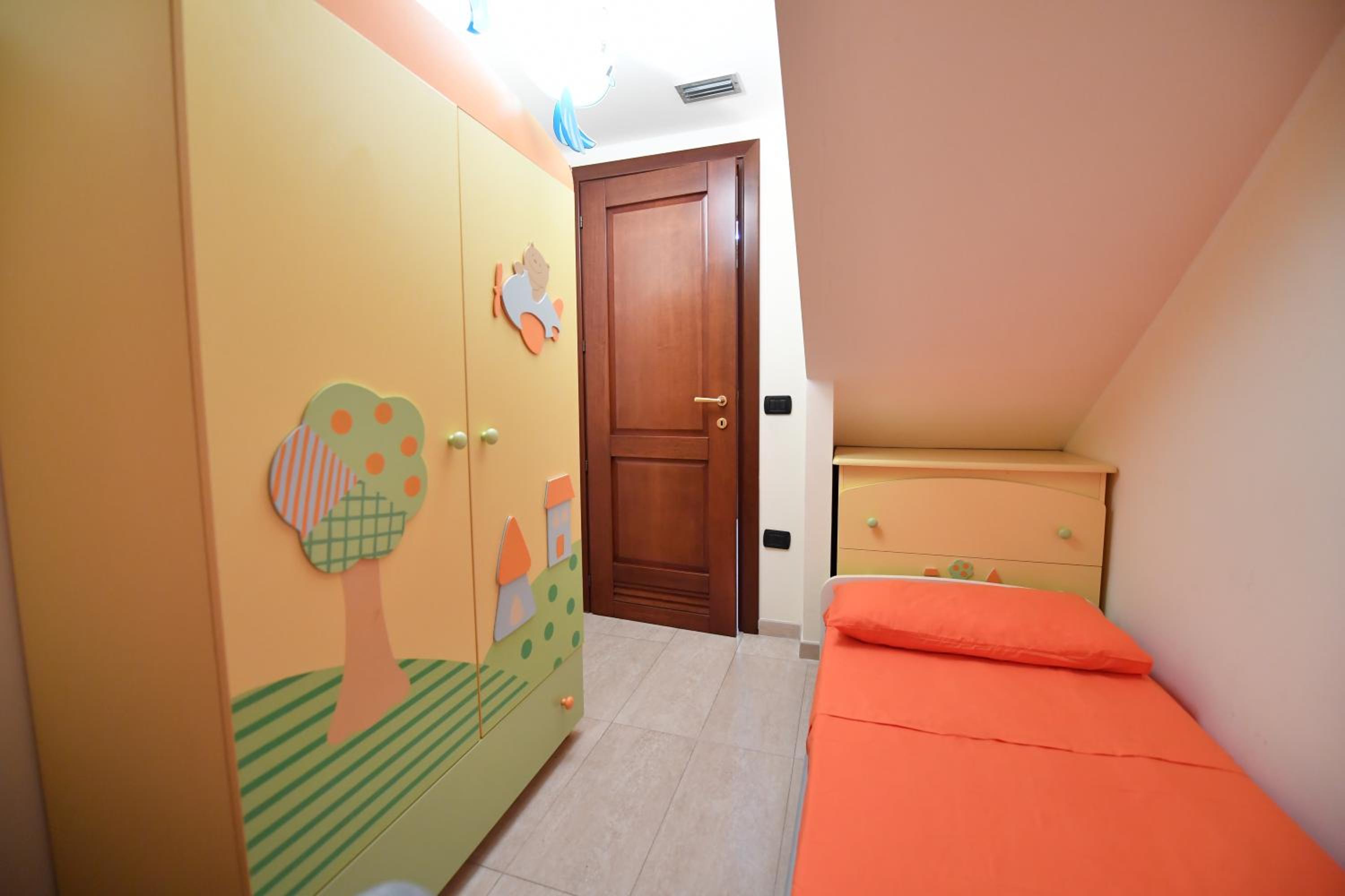Three-Bedroom House photo 1