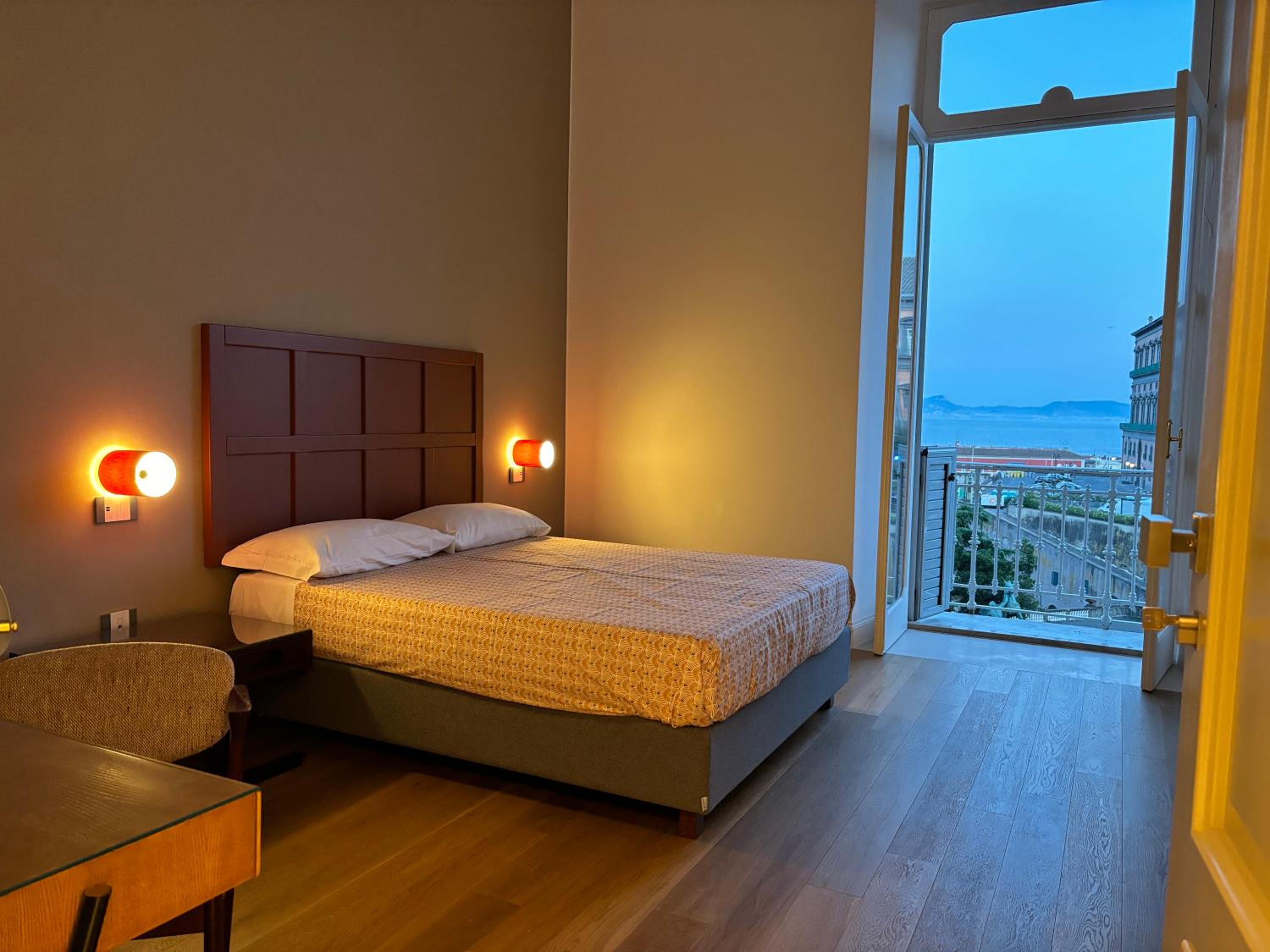 Deluxe Double Room with Sea View