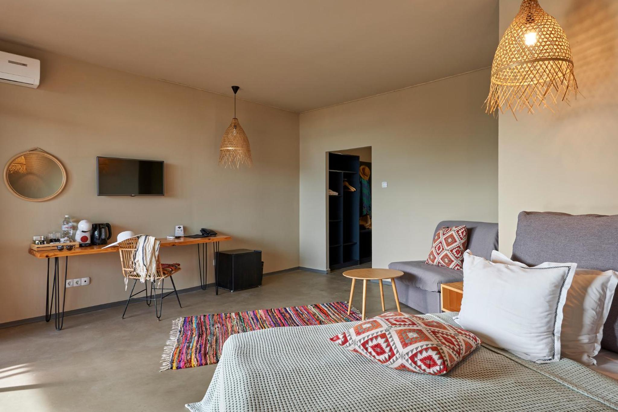 Superior Twin Room with Sea View photo 1