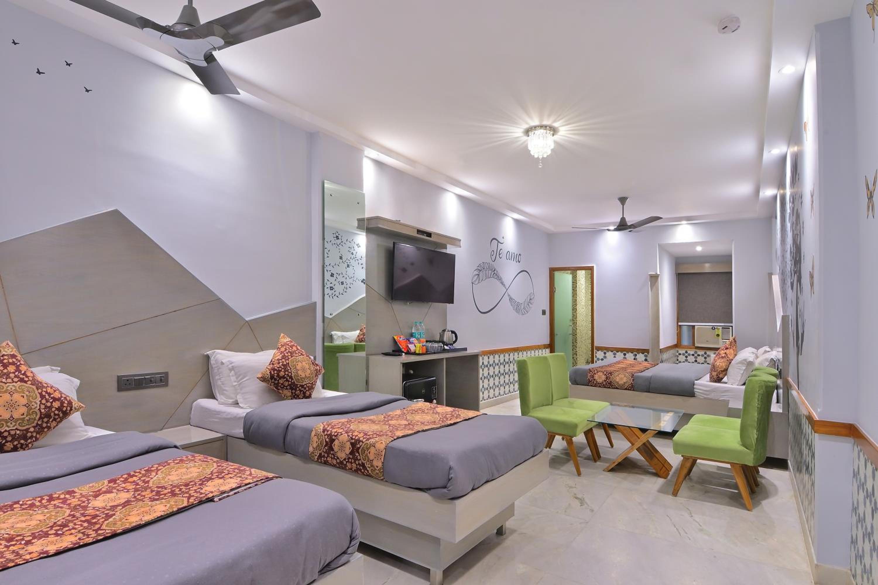 Comfort Triple Room - Photo 9