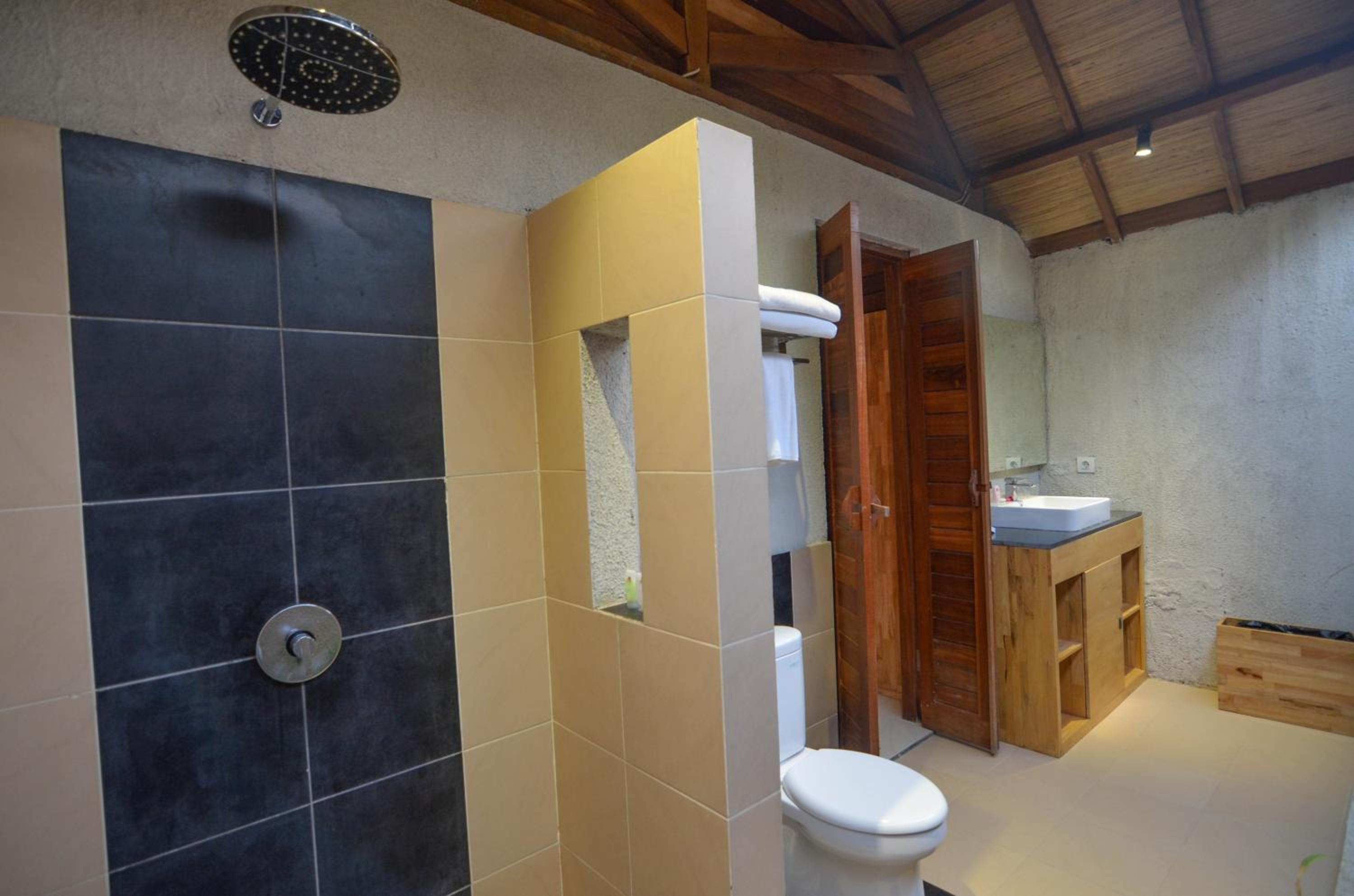 One-Bedroom Cottage Pool Lagoon - Photo 3