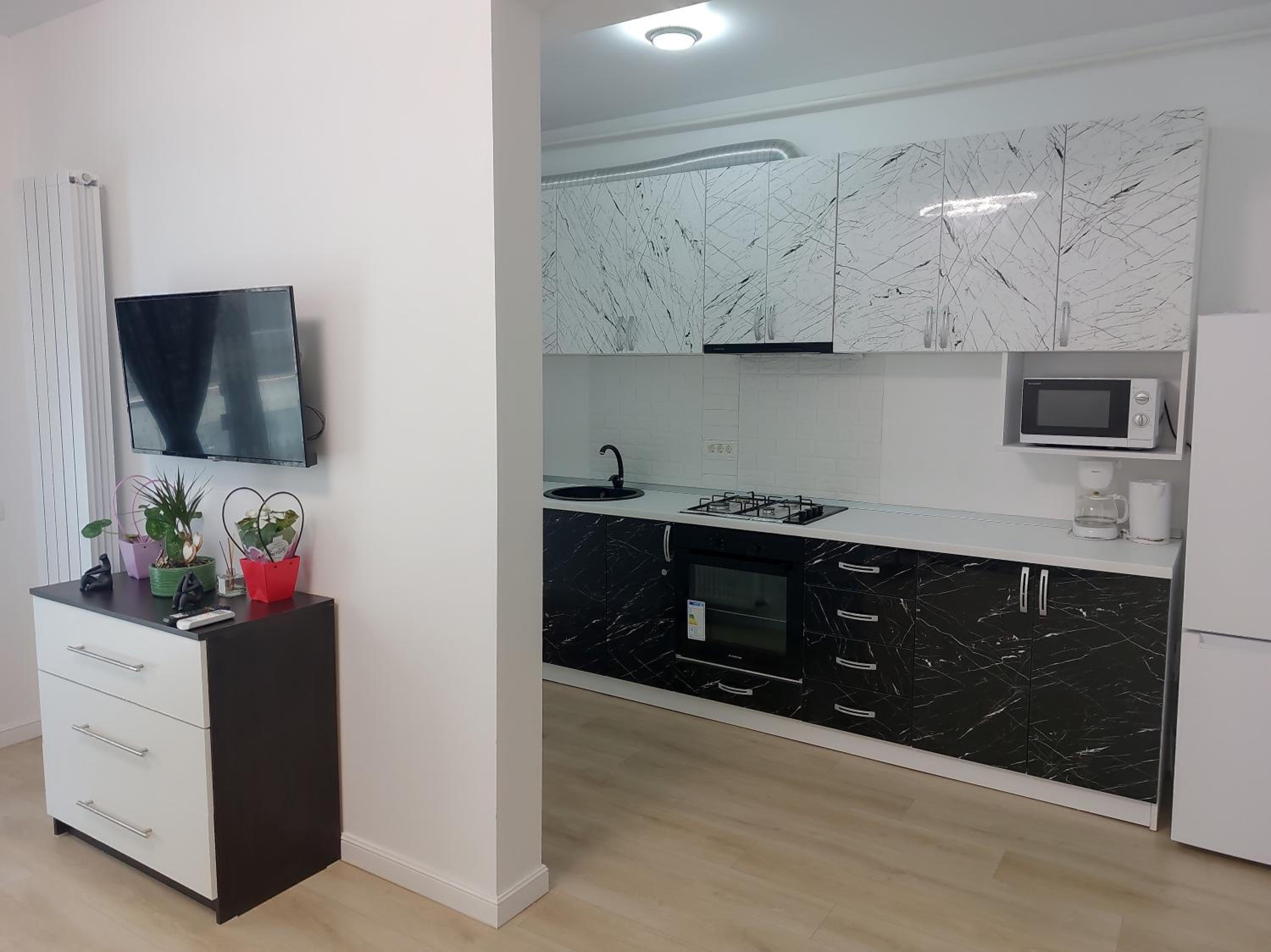 One-Bedroom Apartment with Balcony photo 2