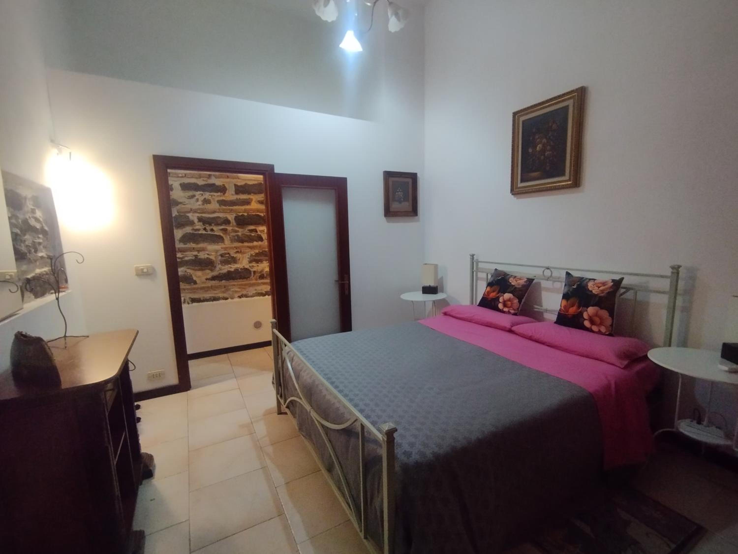 Two-Bedroom Apartment - Split Level - Photo 12