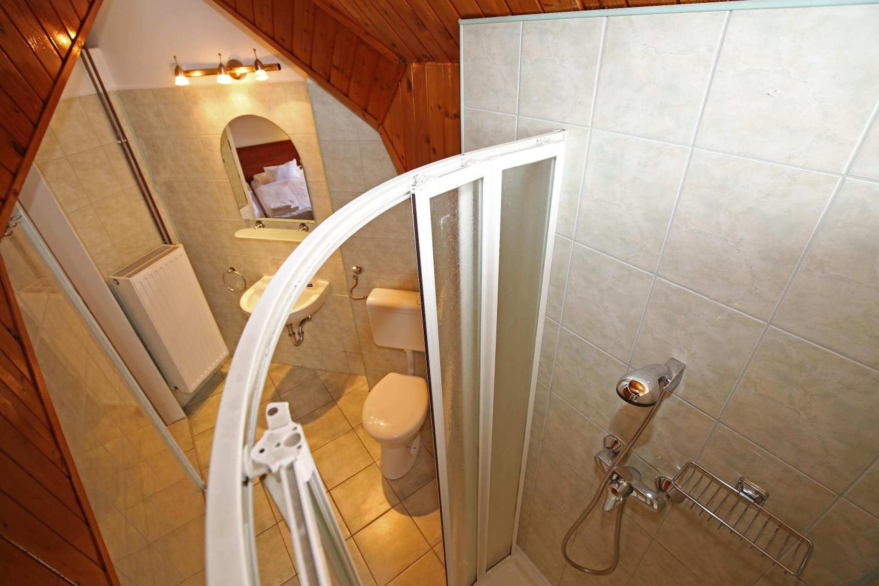 Standard Double Room - Photo 3
