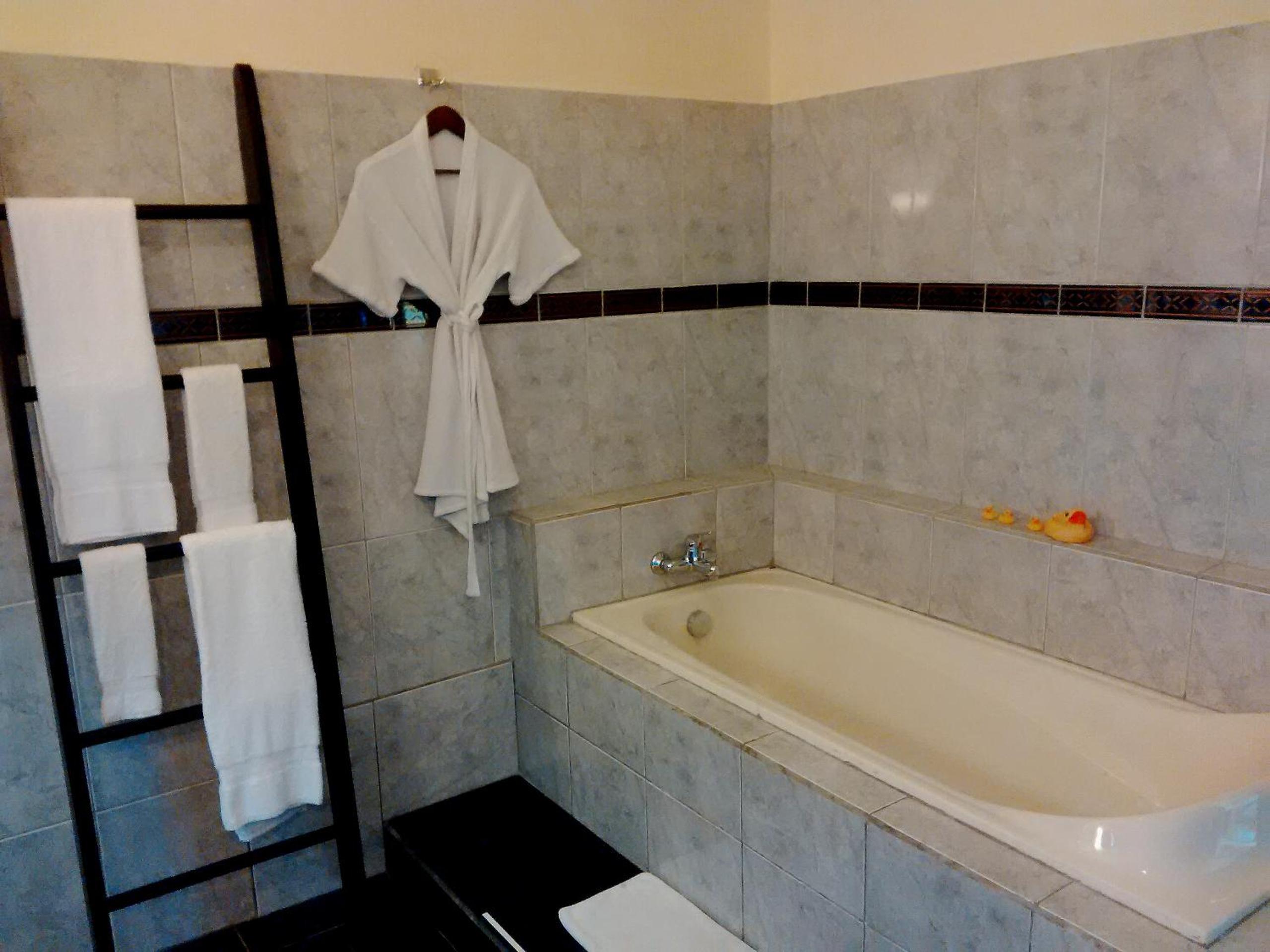 Superior Deluxe Double Room  - Photo 2