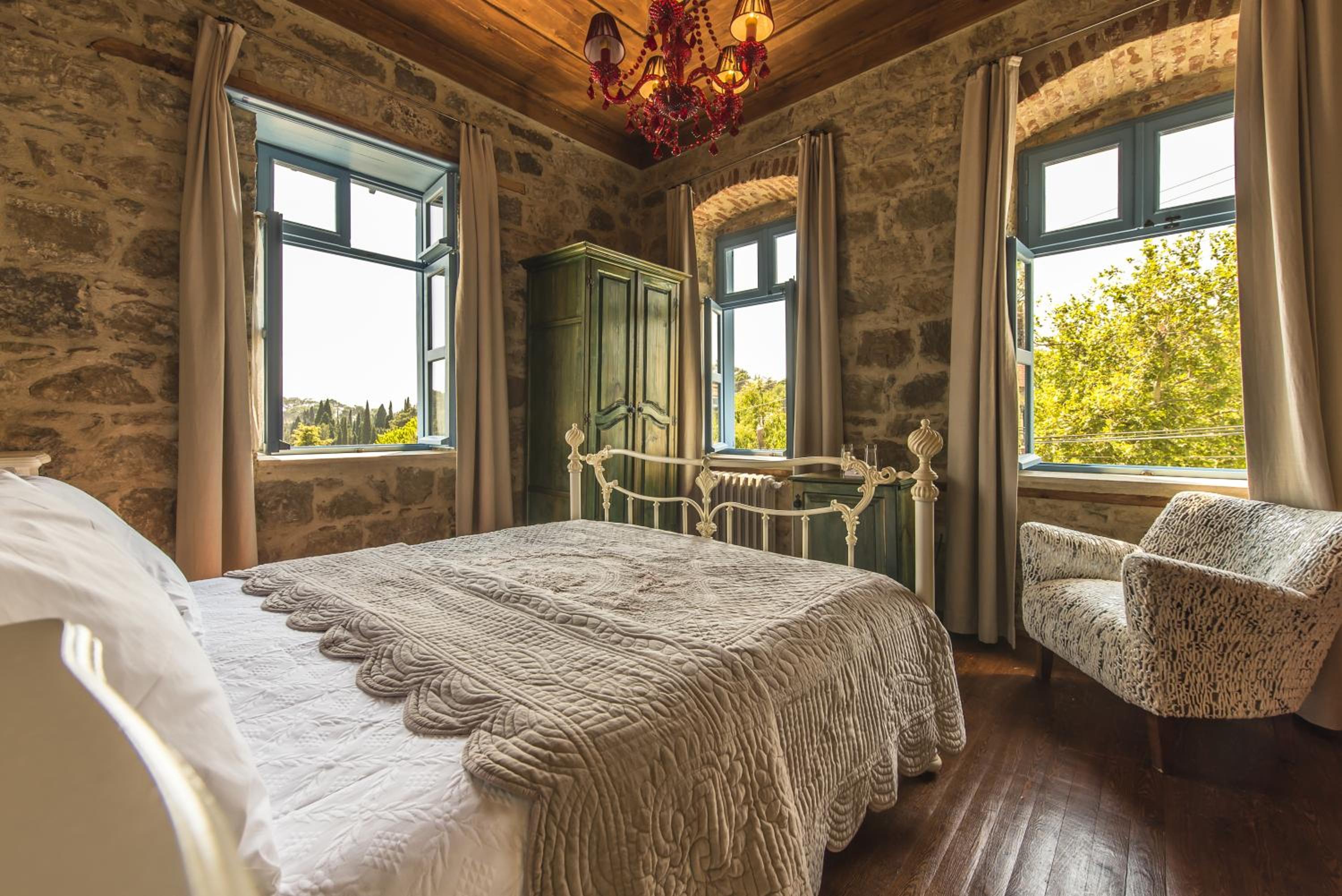 Deluxe Double Room with Balcony photo 1