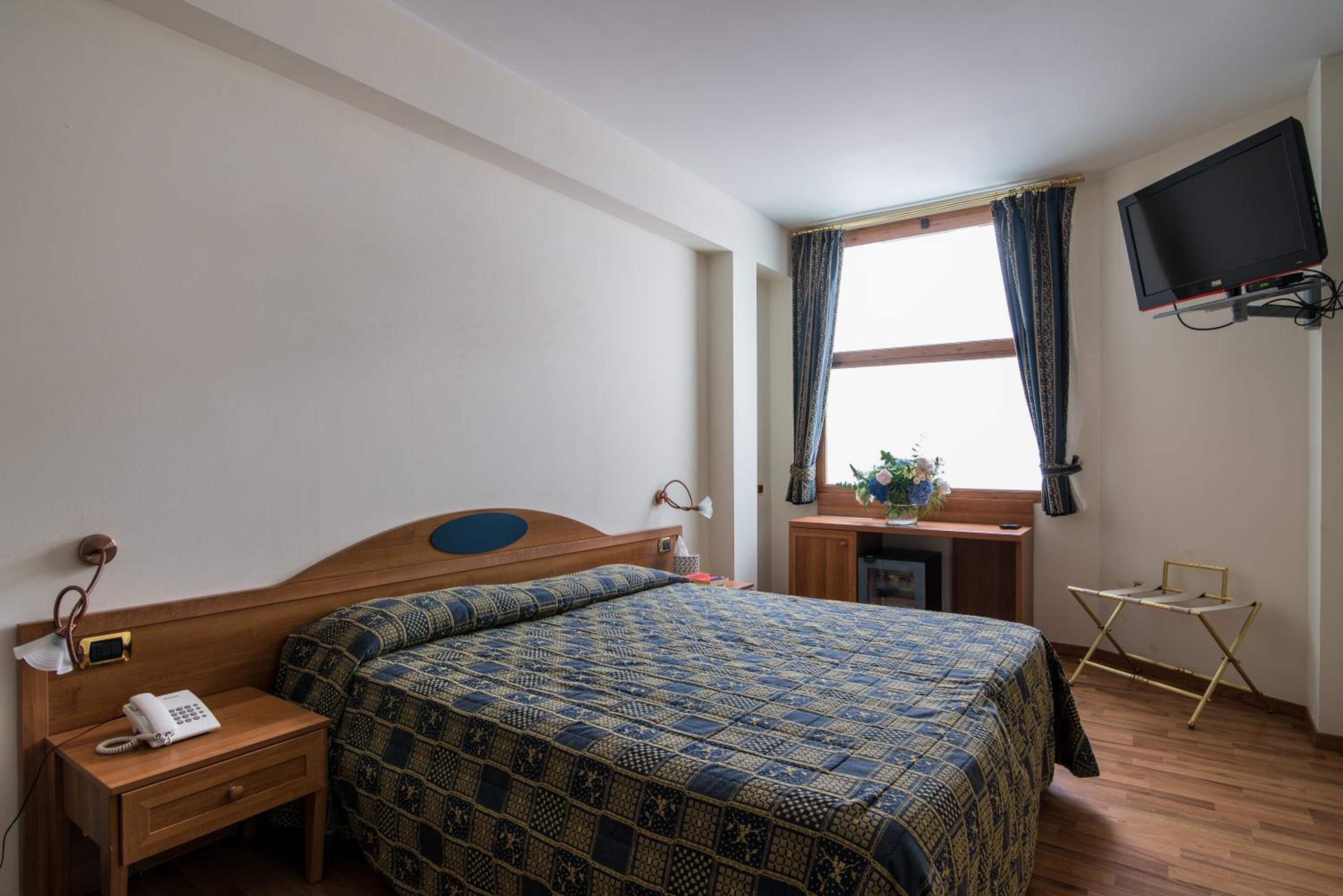 Budget Double Or Twin Room photo 3
