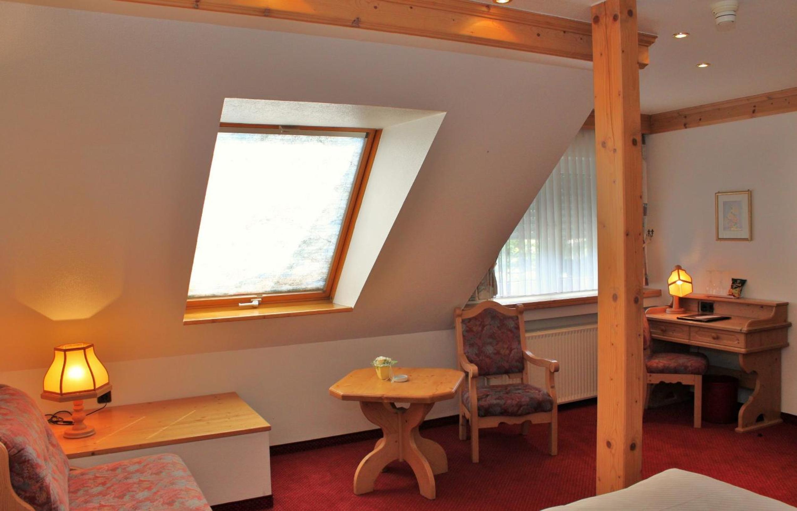 Double Room - Photo 9