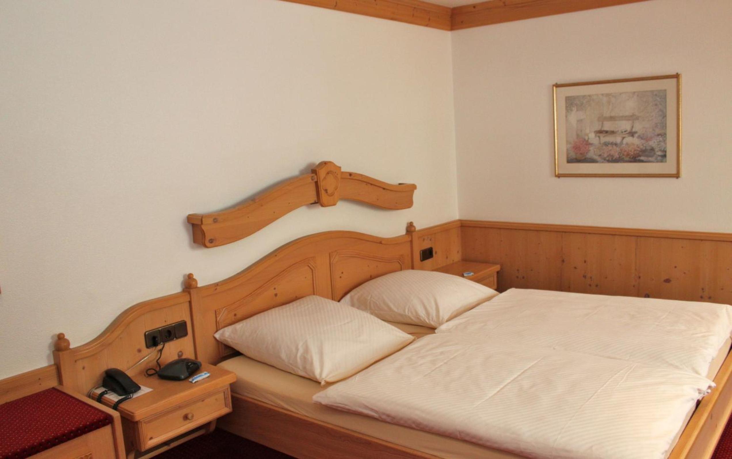 Double Room - Photo 5