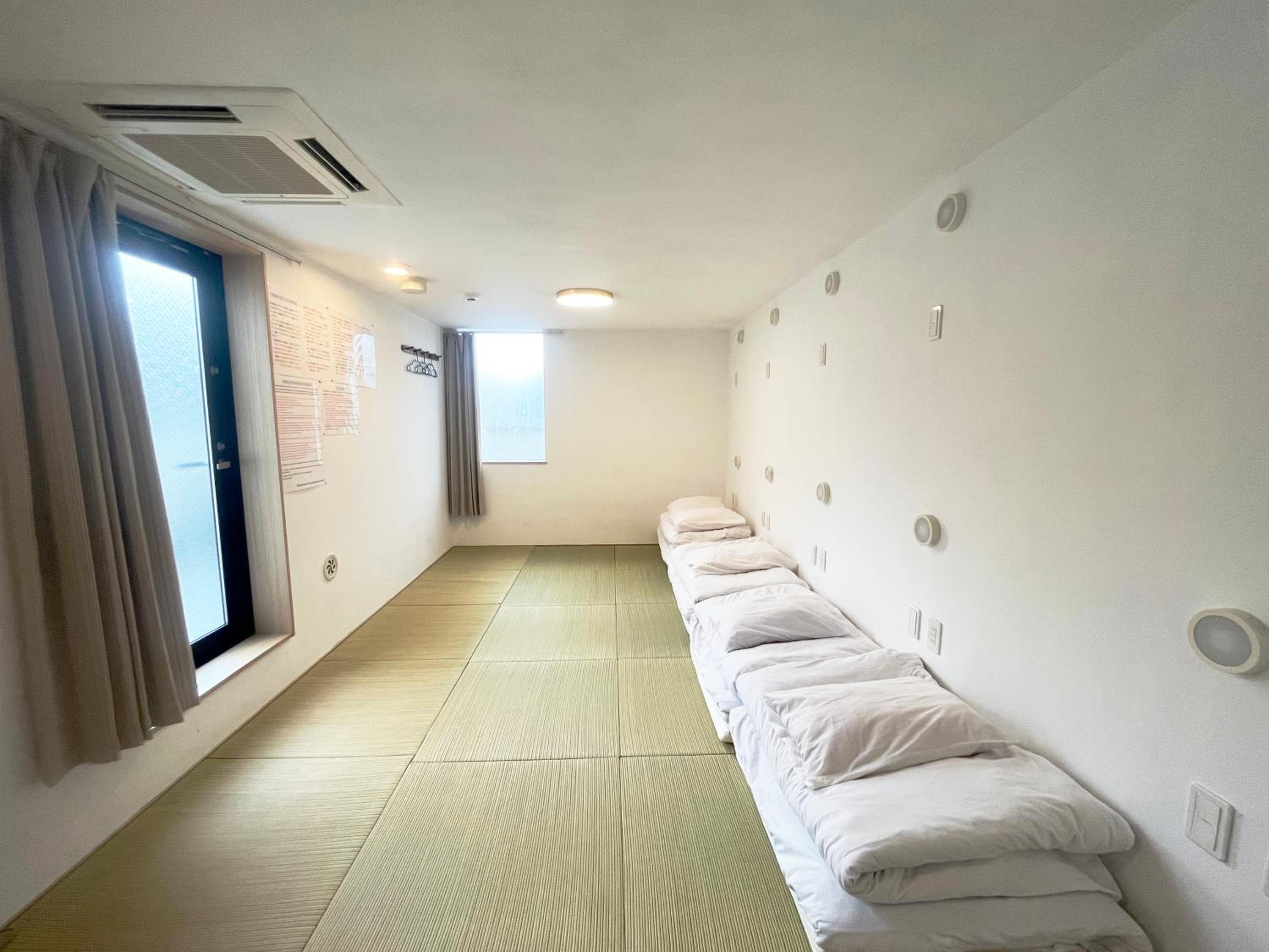 Japanese-Style Room