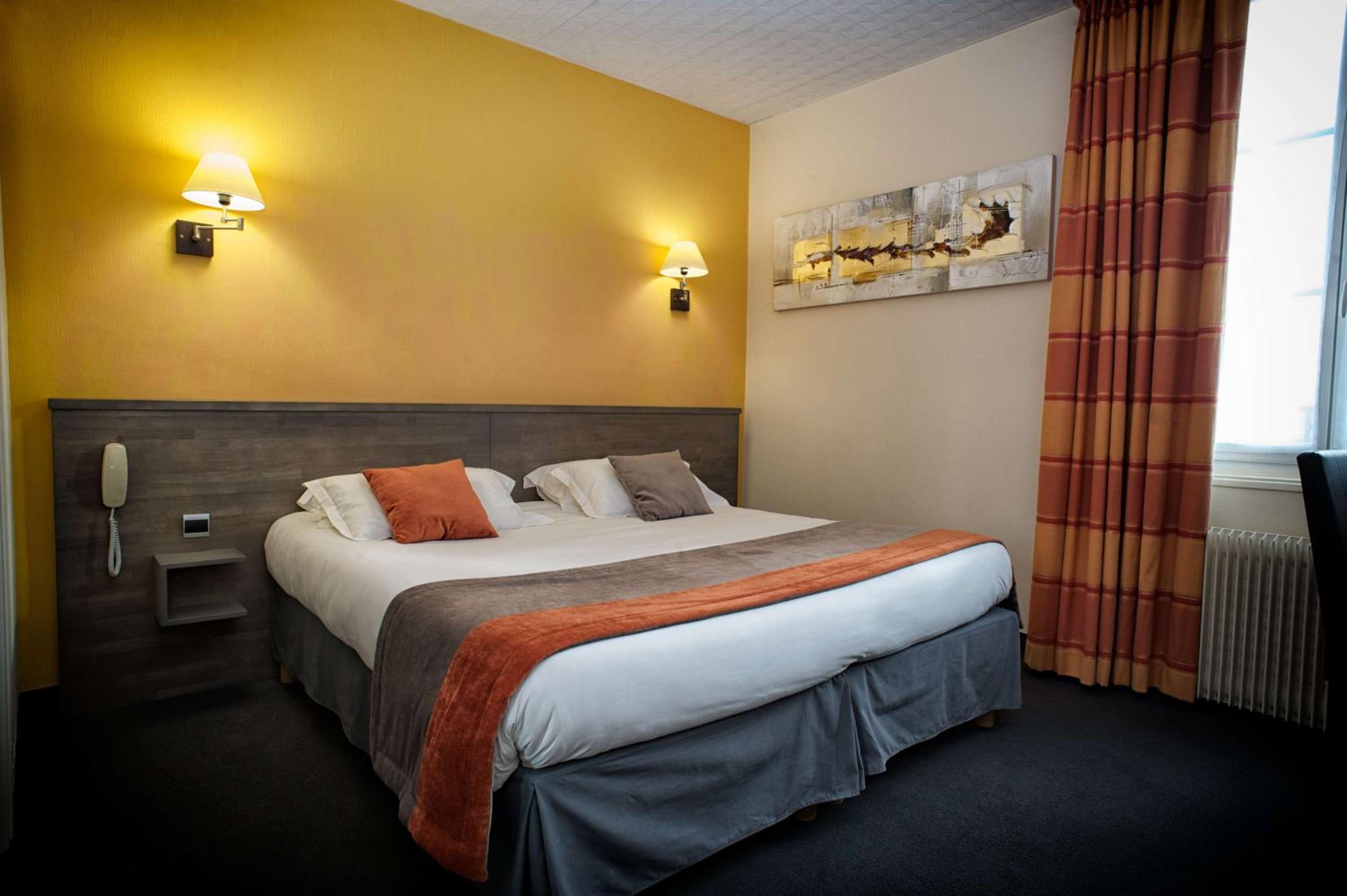Superior Double Room with Kingsize Bed photo 2
