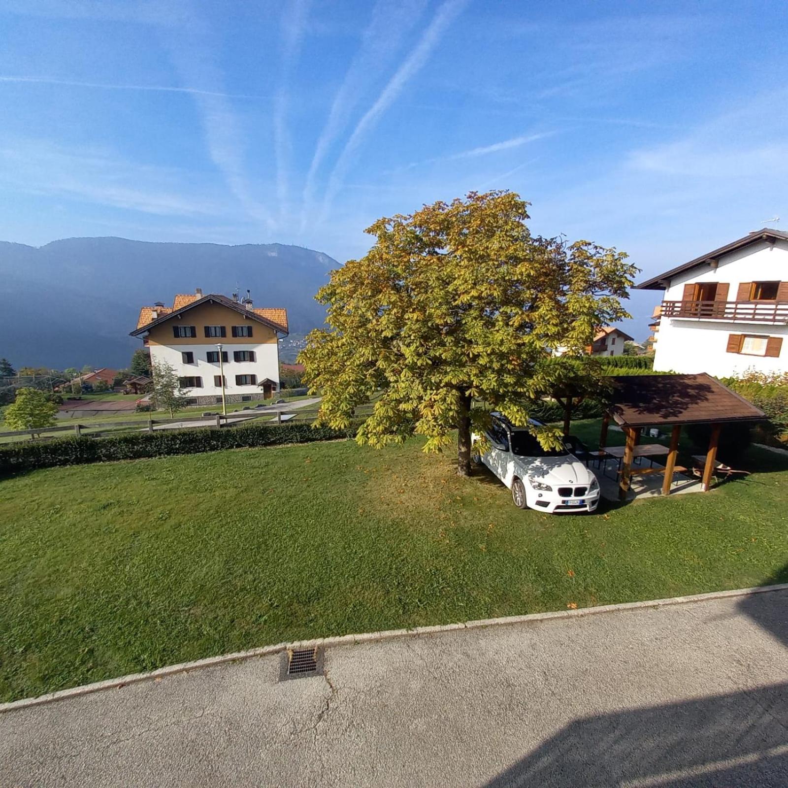 Three-Bedroom Premium Apartment with Balcony photo 2