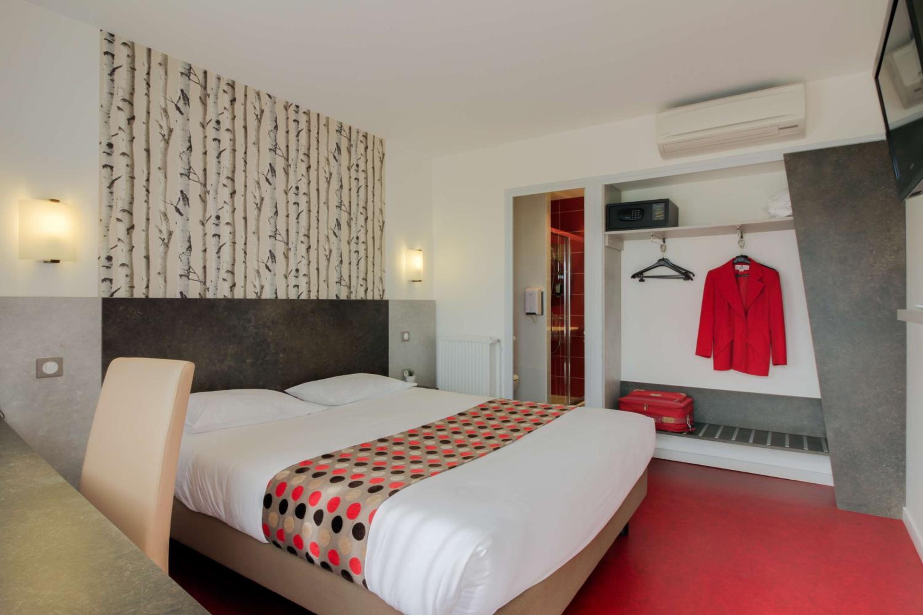 Superior Double Room - Photo 2