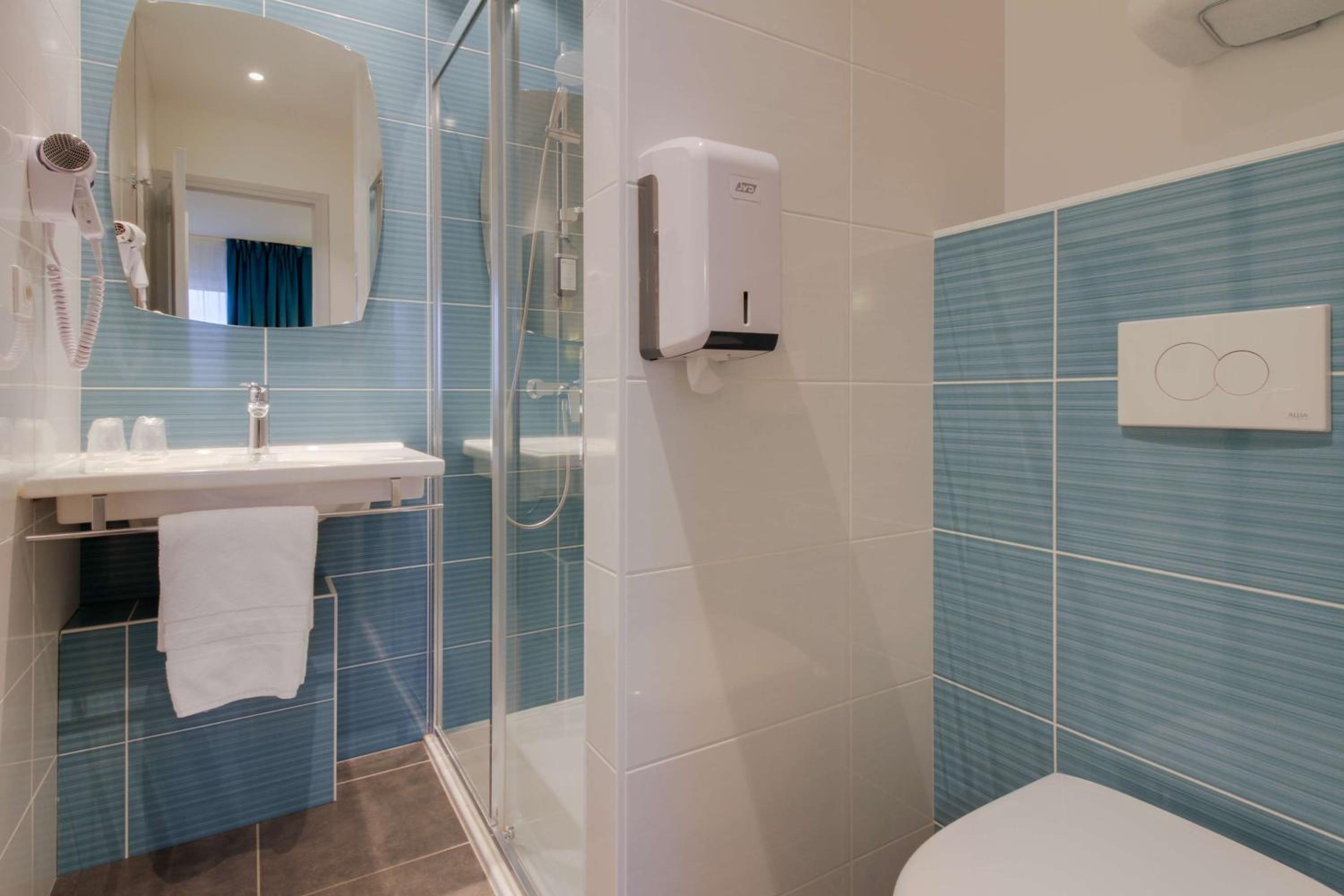 Superior Double Room - Photo 7