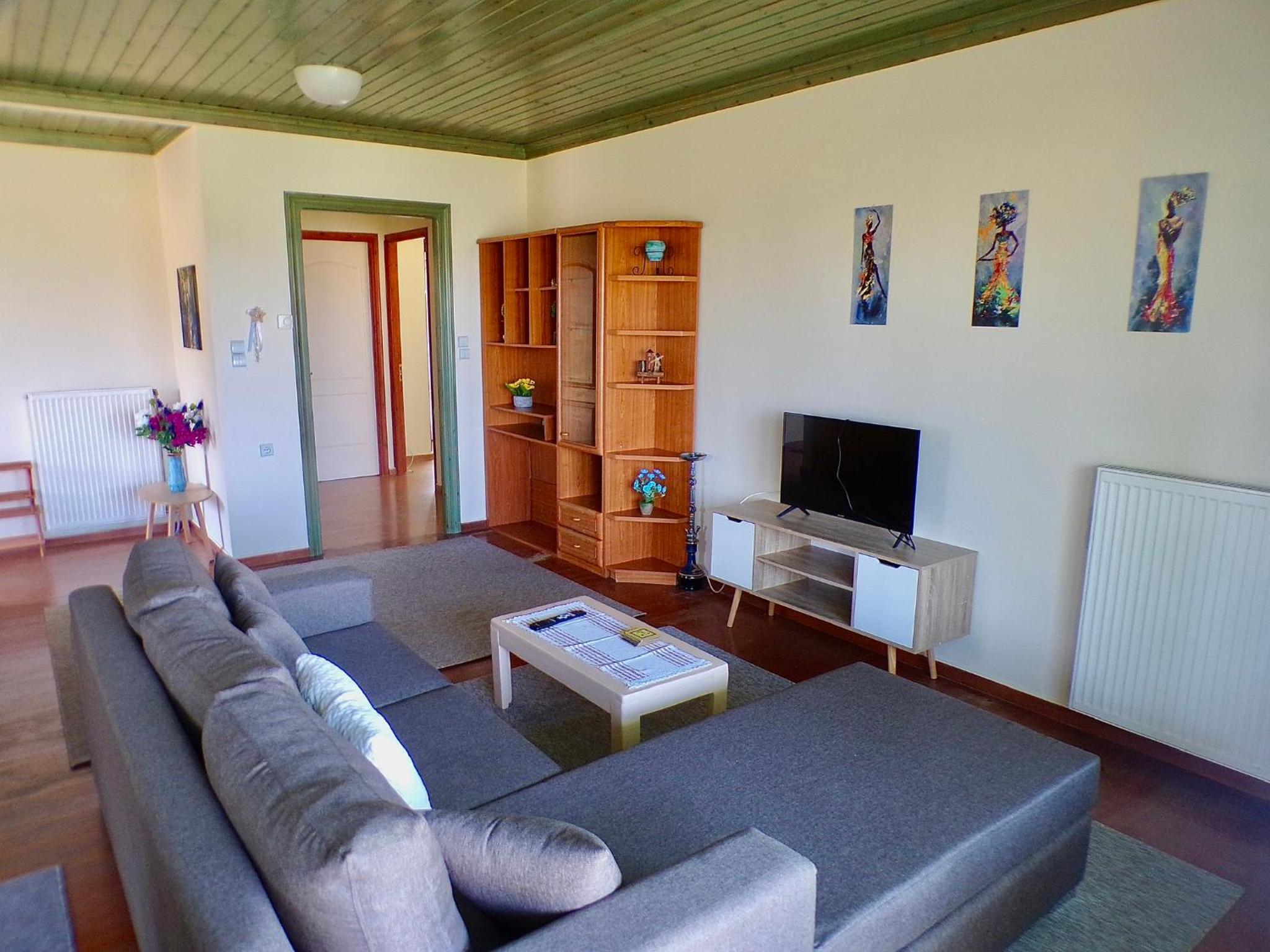 Three-Bedroom Apartment photo 1