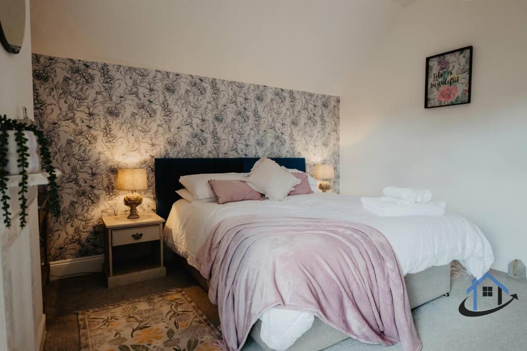 Two-Bedroom Apartment photo 1
