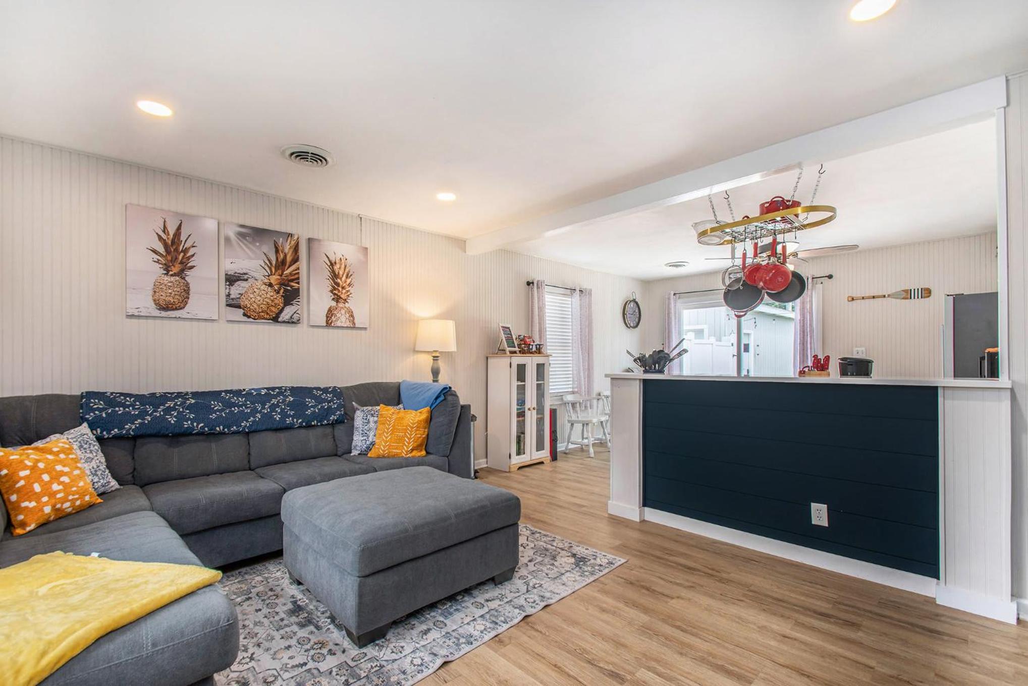 Apartment photo 1
