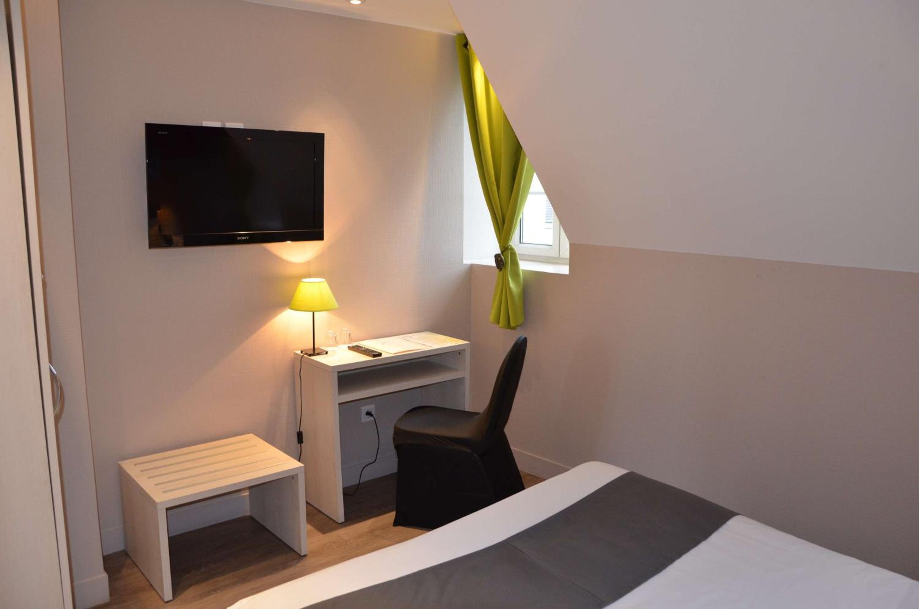 Superior Double Room - Photo 7