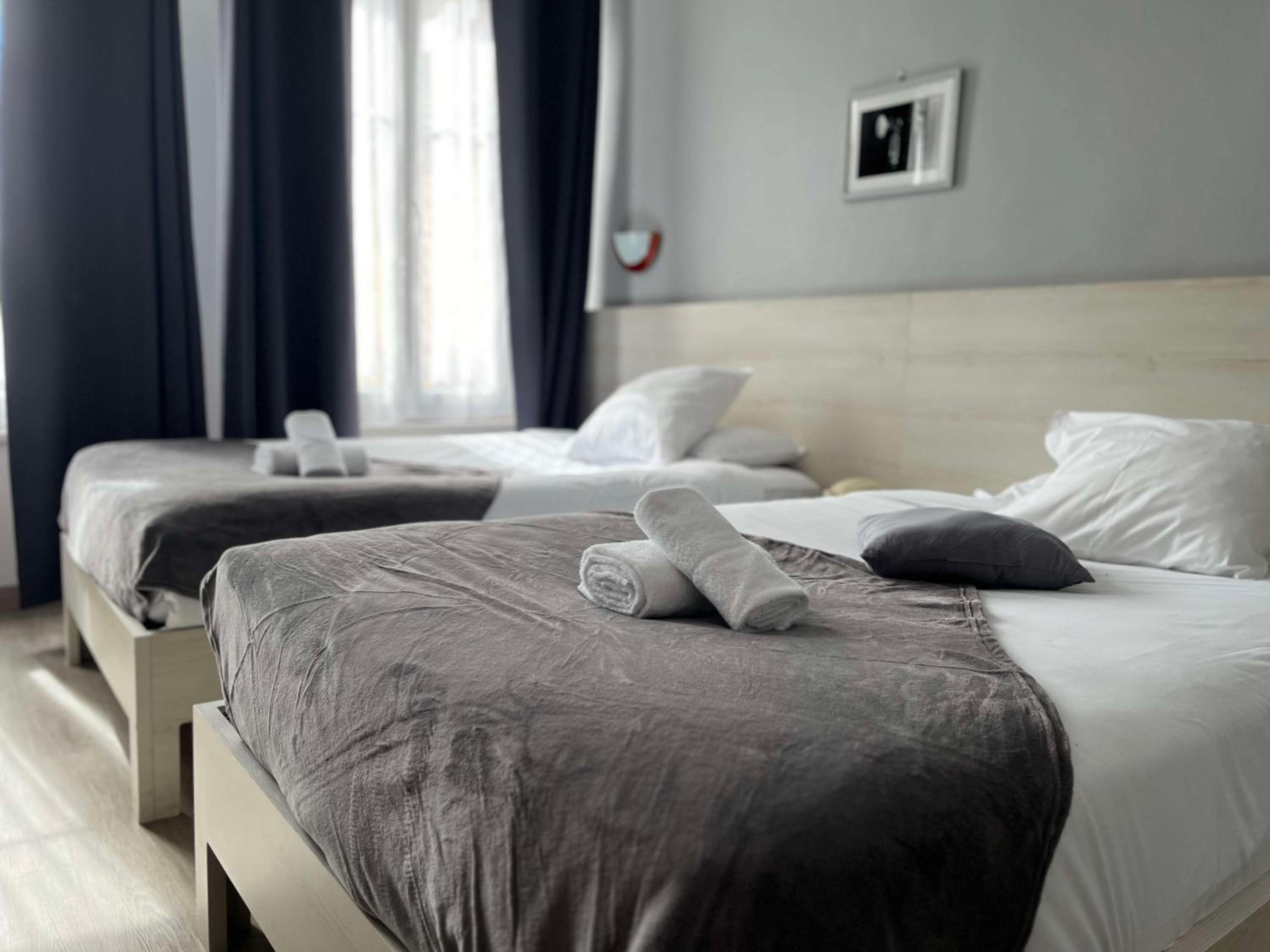 Superior Twin Room - Photo 1