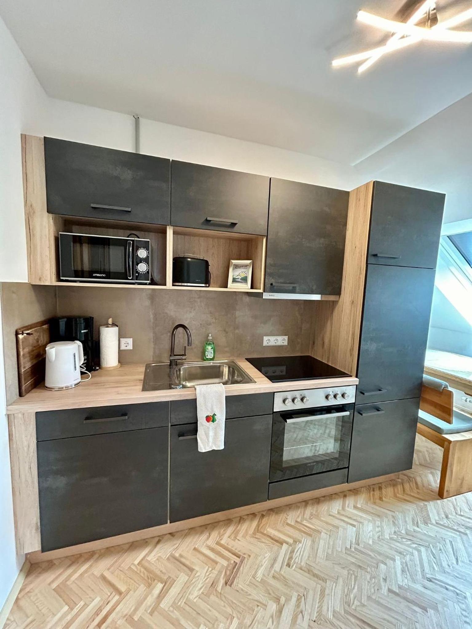 Apartment - Photo 22