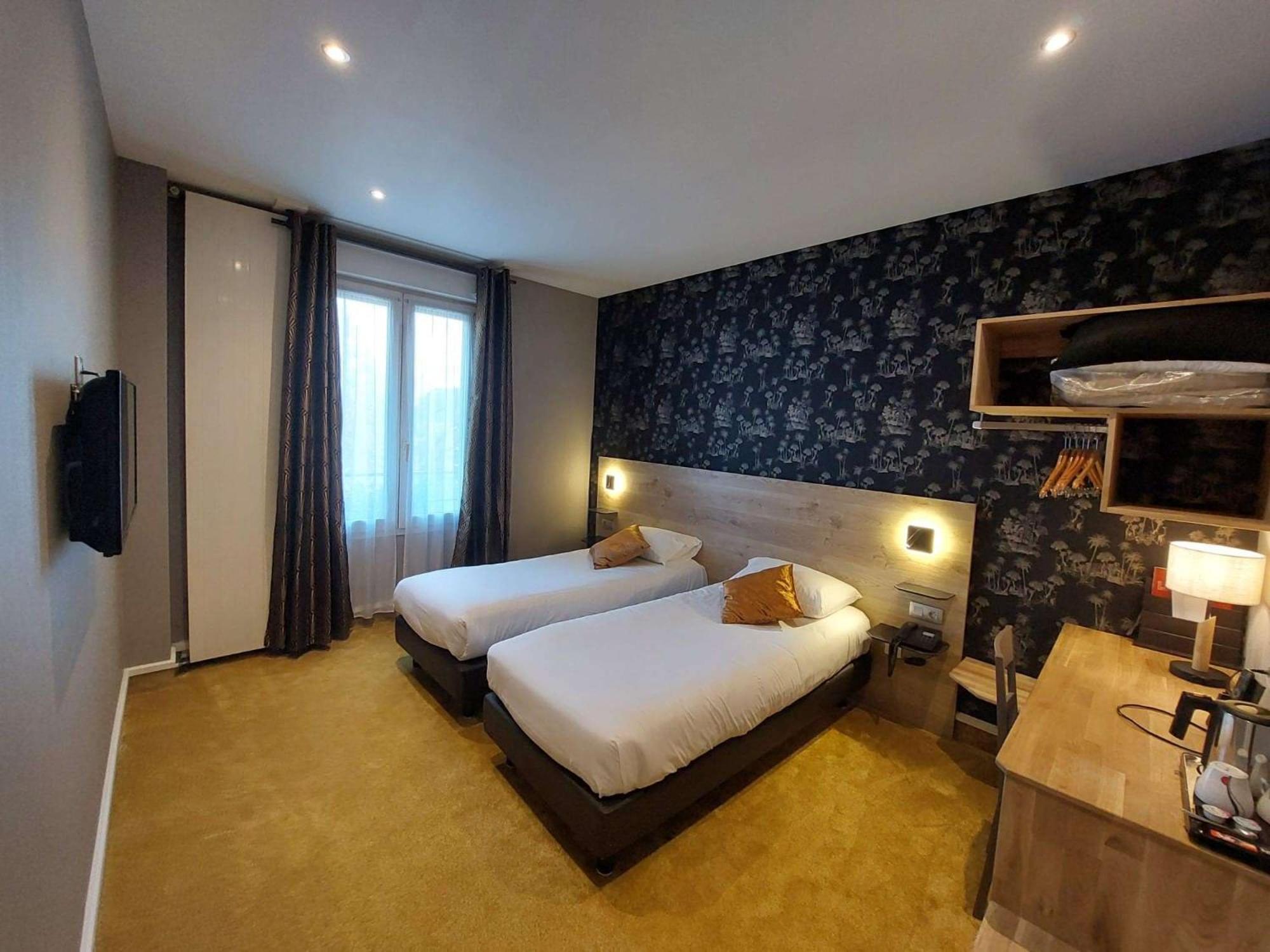 Superior Double or Twin Room With Bath photo 1