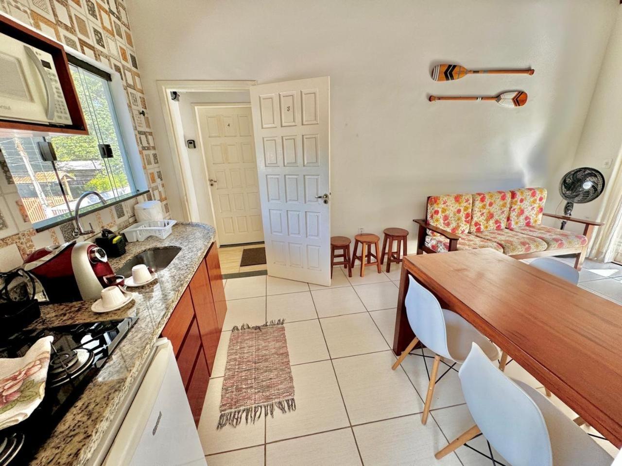 Apartment with Balcony - Photo 4