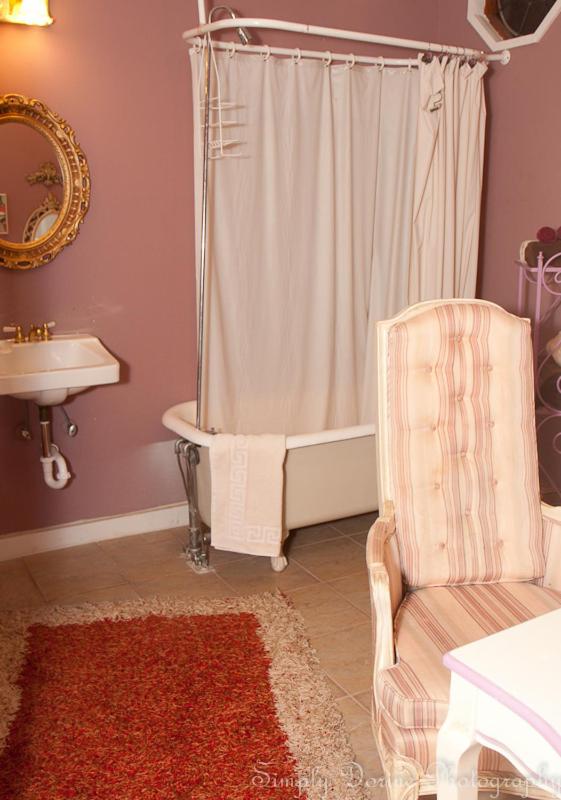 King Room with Balcony photo 3