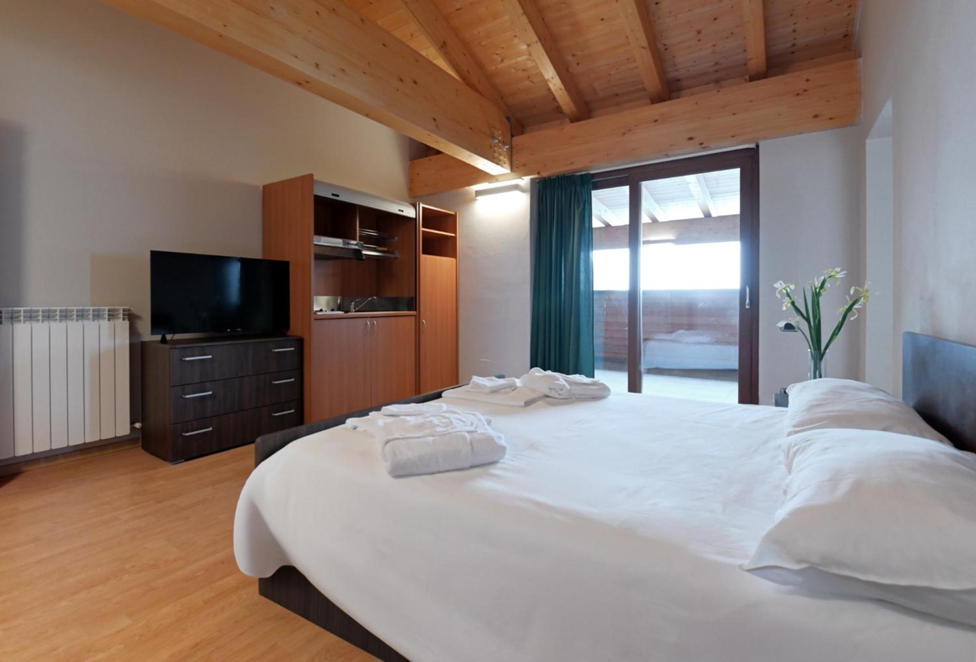 Superior Quadruple Room photo 3