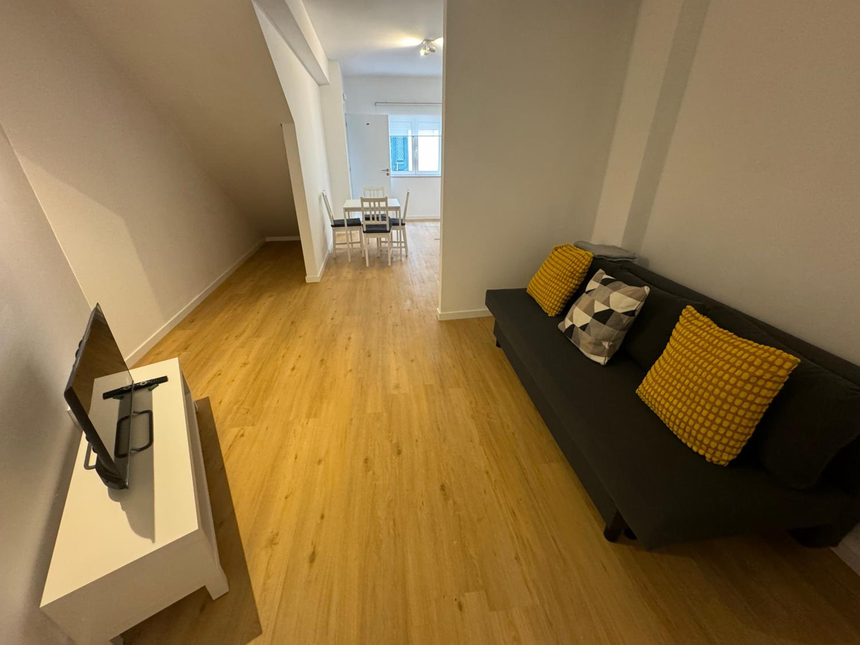 One-Bedroom Apartment photo 2
