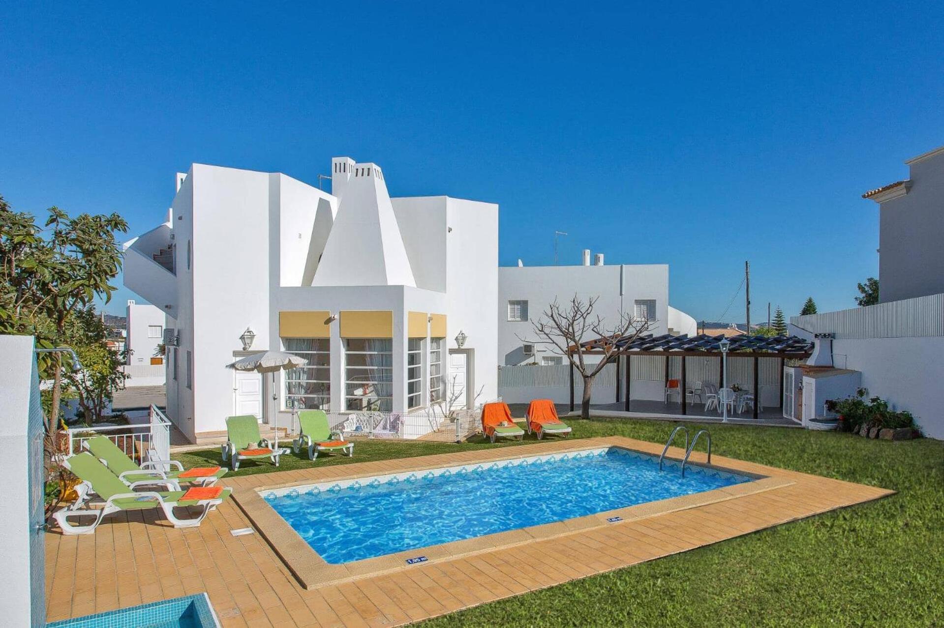 Villa photo 3