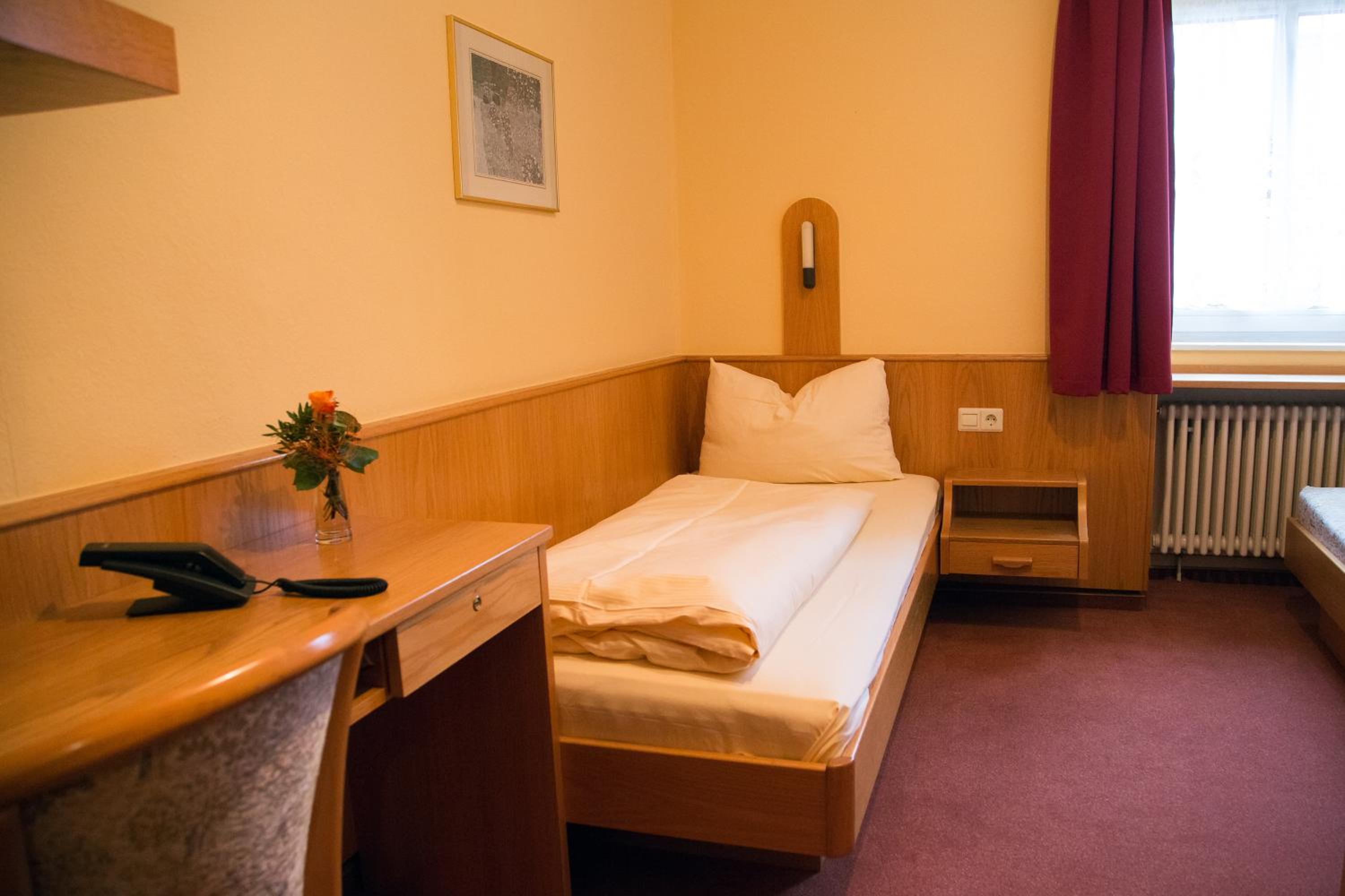 Standard Twin Room photo 1