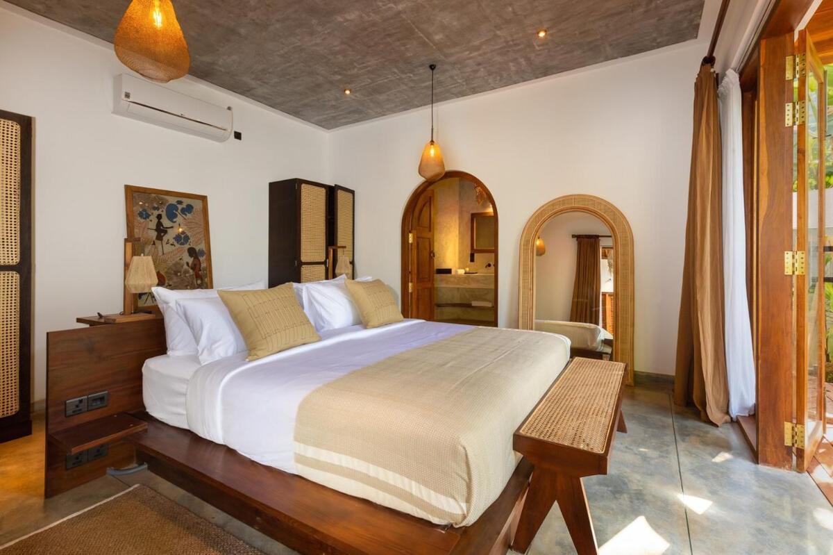 Villa photo 1